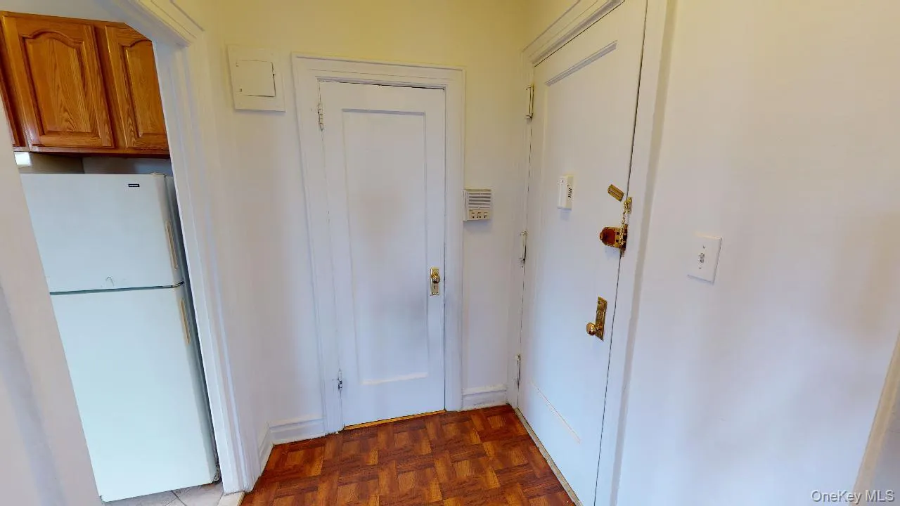 108-02 72nd Avenue, New York, NY, 2 Bedroom Bedrooms, 4 Room Rooms,1 BathroomBathrooms,Residential Lease,For Rent,72nd,0,1042720 108-02 72nd Avenue, New York, NY, 2 Bedroom Bedrooms, 4 Room Rooms,1 BathroomBathrooms,Residential Lease,For Rent,72nd,0,1042720