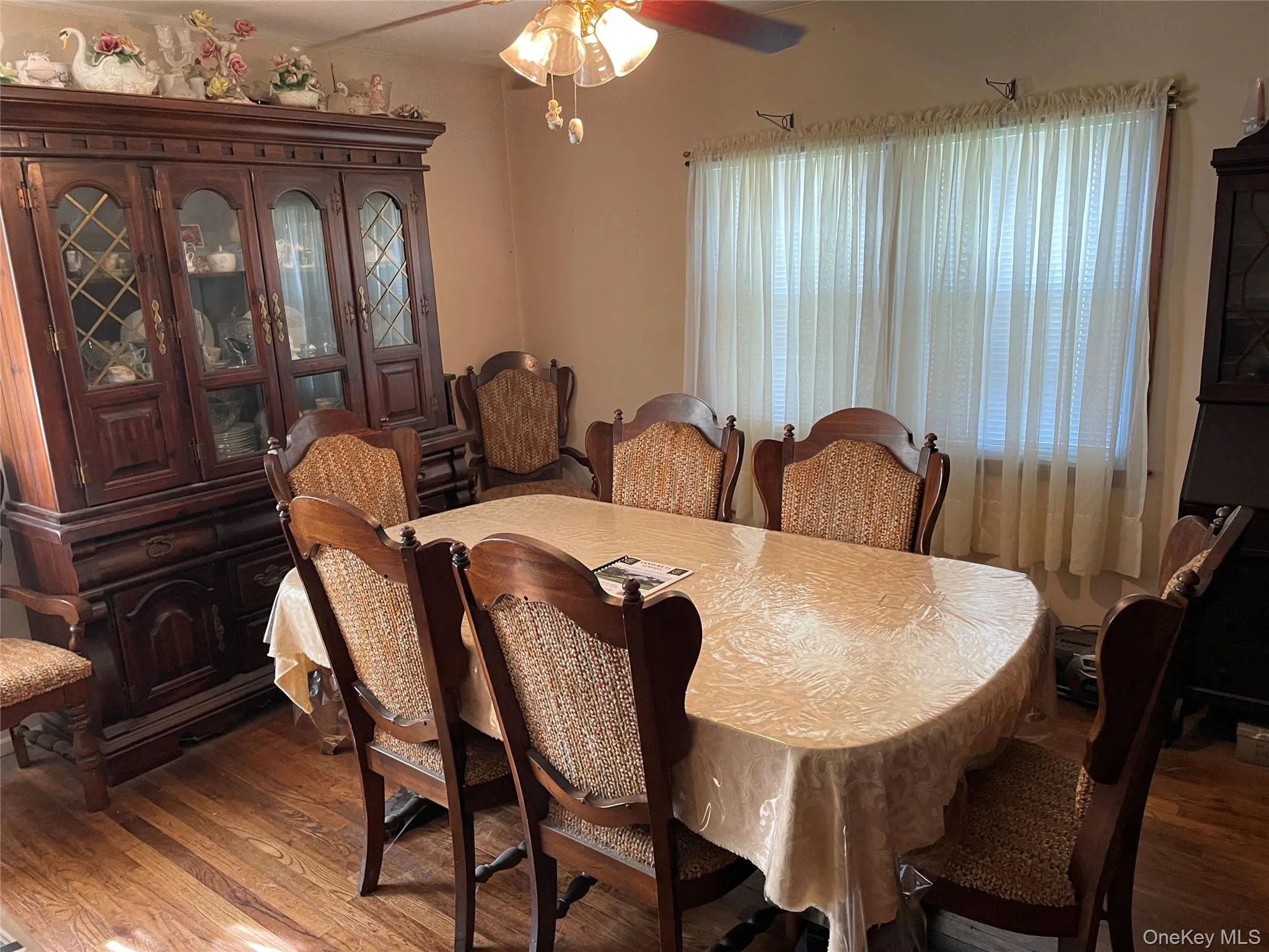 16 Heathcote Road, Babylon, NY, 4 Bedrooms Bedrooms, 6 Rooms Rooms,2 BathroomsBathrooms,Residential,For Rent,Heathcote,0,1042721 16 Heathcote Road, Babylon, NY, 4 Bedrooms Bedrooms, 6 Rooms Rooms,2 BathroomsBathrooms,Residential,For Rent,Heathcote,0,1042721
