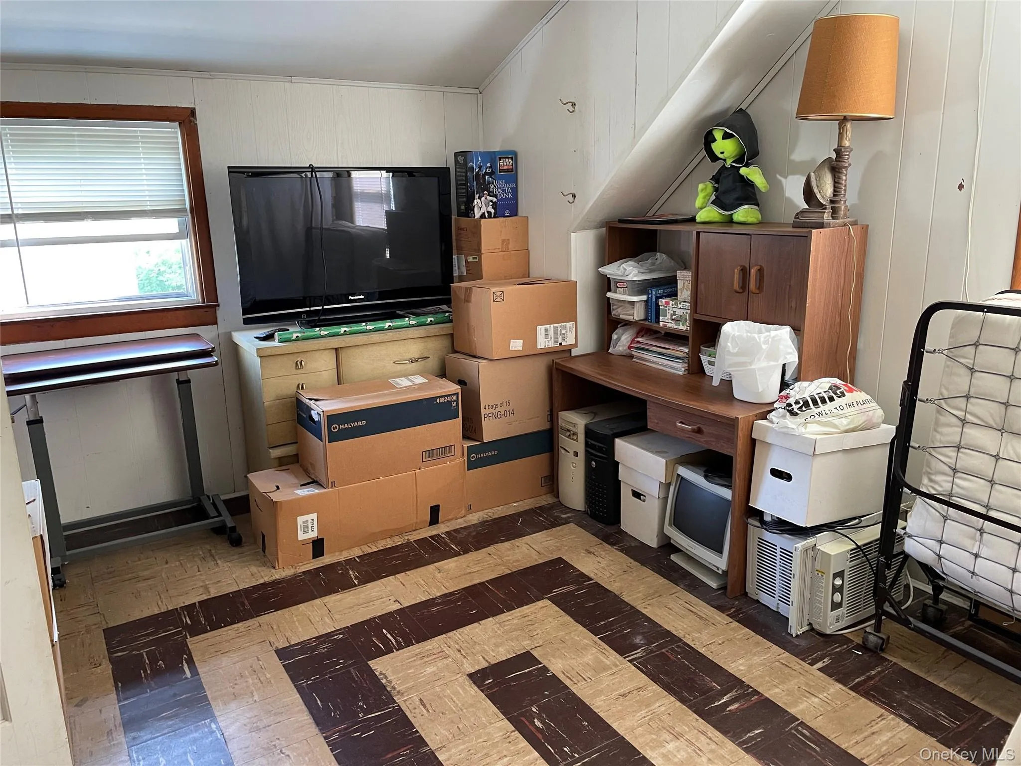 16 Heathcote Road, Babylon, NY, 4 Bedrooms Bedrooms, 6 Rooms Rooms,2 BathroomsBathrooms,Residential,For Rent,Heathcote,0,1042721 16 Heathcote Road, Babylon, NY, 4 Bedrooms Bedrooms, 6 Rooms Rooms,2 BathroomsBathrooms,Residential,For Rent,Heathcote,0,1042721