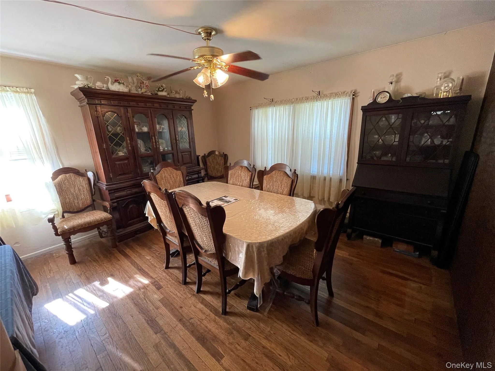 16 Heathcote Road, Babylon, NY, 4 Bedrooms Bedrooms, 6 Rooms Rooms,2 BathroomsBathrooms,Residential,For Rent,Heathcote,0,1042721 16 Heathcote Road, Babylon, NY, 4 Bedrooms Bedrooms, 6 Rooms Rooms,2 BathroomsBathrooms,Residential,For Rent,Heathcote,0,1042721