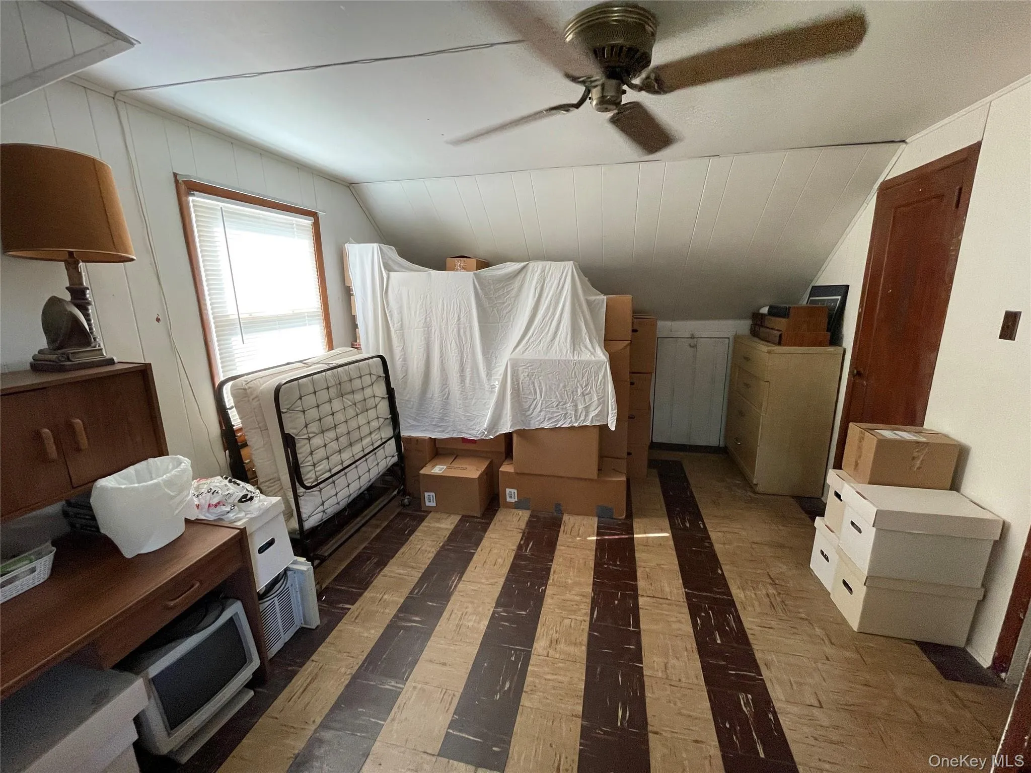 16 Heathcote Road, Babylon, NY, 4 Bedrooms Bedrooms, 6 Rooms Rooms,2 BathroomsBathrooms,Residential,For Rent,Heathcote,0,1042721 16 Heathcote Road, Babylon, NY, 4 Bedrooms Bedrooms, 6 Rooms Rooms,2 BathroomsBathrooms,Residential,For Rent,Heathcote,0,1042721