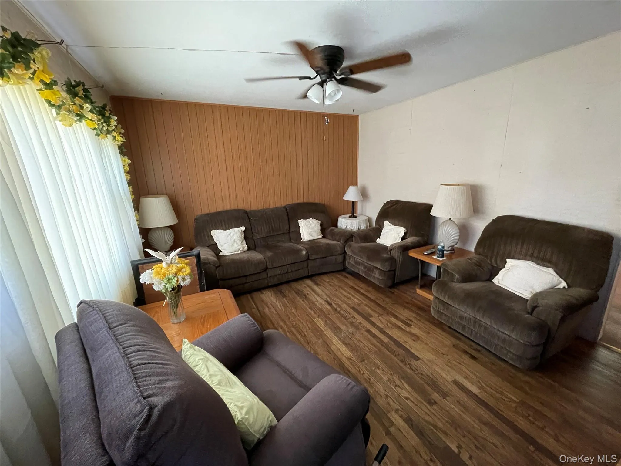 16 Heathcote Road, Babylon, NY, 4 Bedrooms Bedrooms, 6 Rooms Rooms,2 BathroomsBathrooms,Residential,For Rent,Heathcote,0,1042721 16 Heathcote Road, Babylon, NY, 4 Bedrooms Bedrooms, 6 Rooms Rooms,2 BathroomsBathrooms,Residential,For Rent,Heathcote,0,1042721