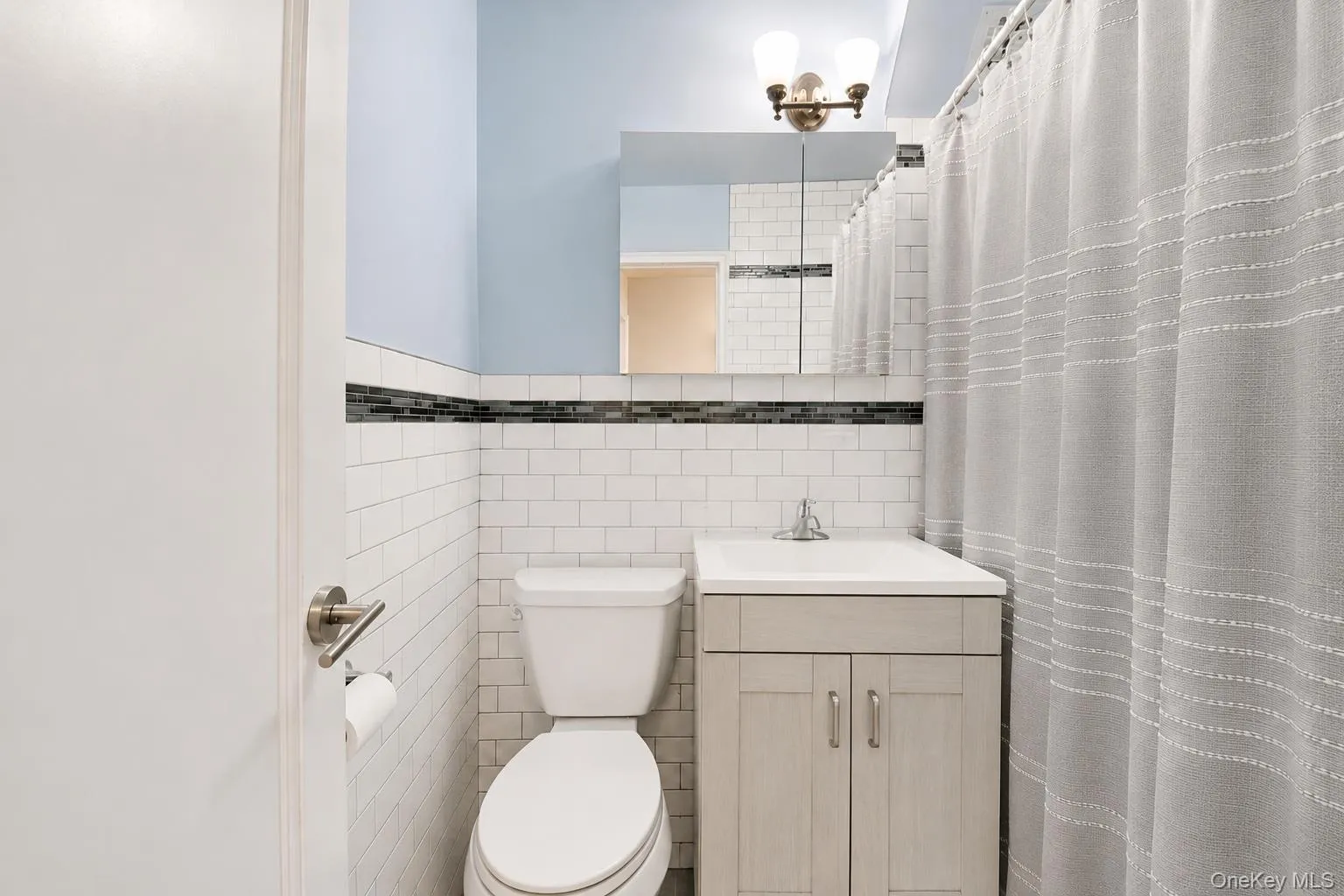 4525 Henry Hudson Parkway, New York, NY, 2 Bedrooms Bedrooms, 3 Rooms Rooms,1 BathroomBathrooms,Residential,For Rent,Henry Hudson,0,1042723 4525 Henry Hudson Parkway, New York, NY, 2 Bedrooms Bedrooms, 3 Rooms Rooms,1 BathroomBathrooms,Residential,For Rent,Henry Hudson,0,1042723