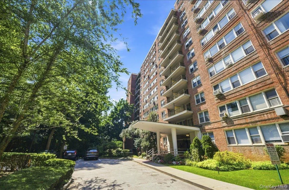 4525 Henry Hudson Parkway, New York, NY, 2 Bedrooms Bedrooms, 3 Rooms Rooms,1 BathroomBathrooms,Residential,For Rent,Henry Hudson,0,1042723 4525 Henry Hudson Parkway, New York, NY, 2 Bedrooms Bedrooms, 3 Rooms Rooms,1 BathroomBathrooms,Residential,For Rent,Henry Hudson,0,1042723