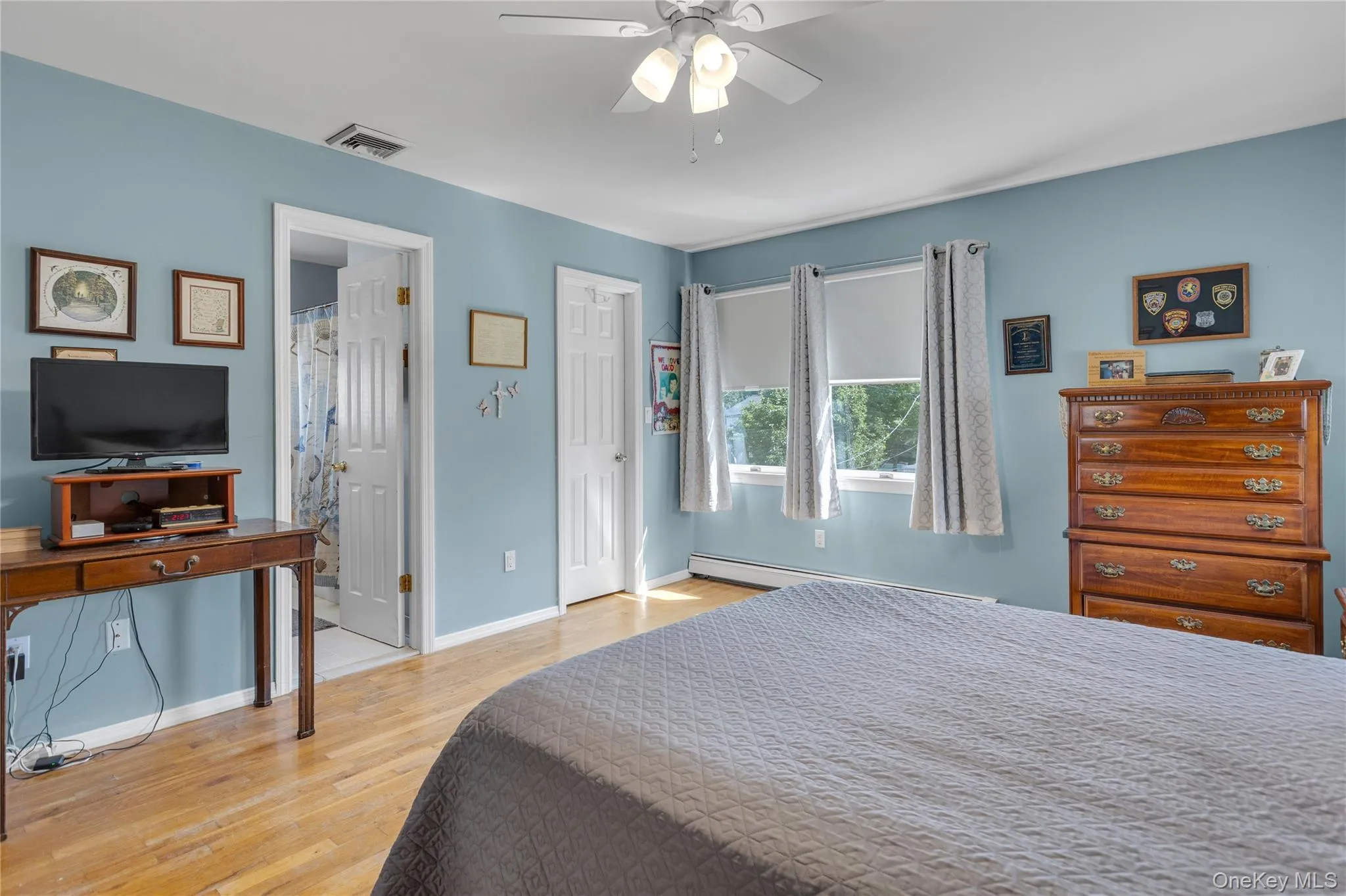 23 Dale Lane, Smithtown, NY, 4 Bedrooms Bedrooms, 10 Rooms Rooms,3 BathroomsBathrooms,Residential,For Rent,Dale,0,1042725 23 Dale Lane, Smithtown, NY, 4 Bedrooms Bedrooms, 10 Rooms Rooms,3 BathroomsBathrooms,Residential,For Rent,Dale,0,1042725