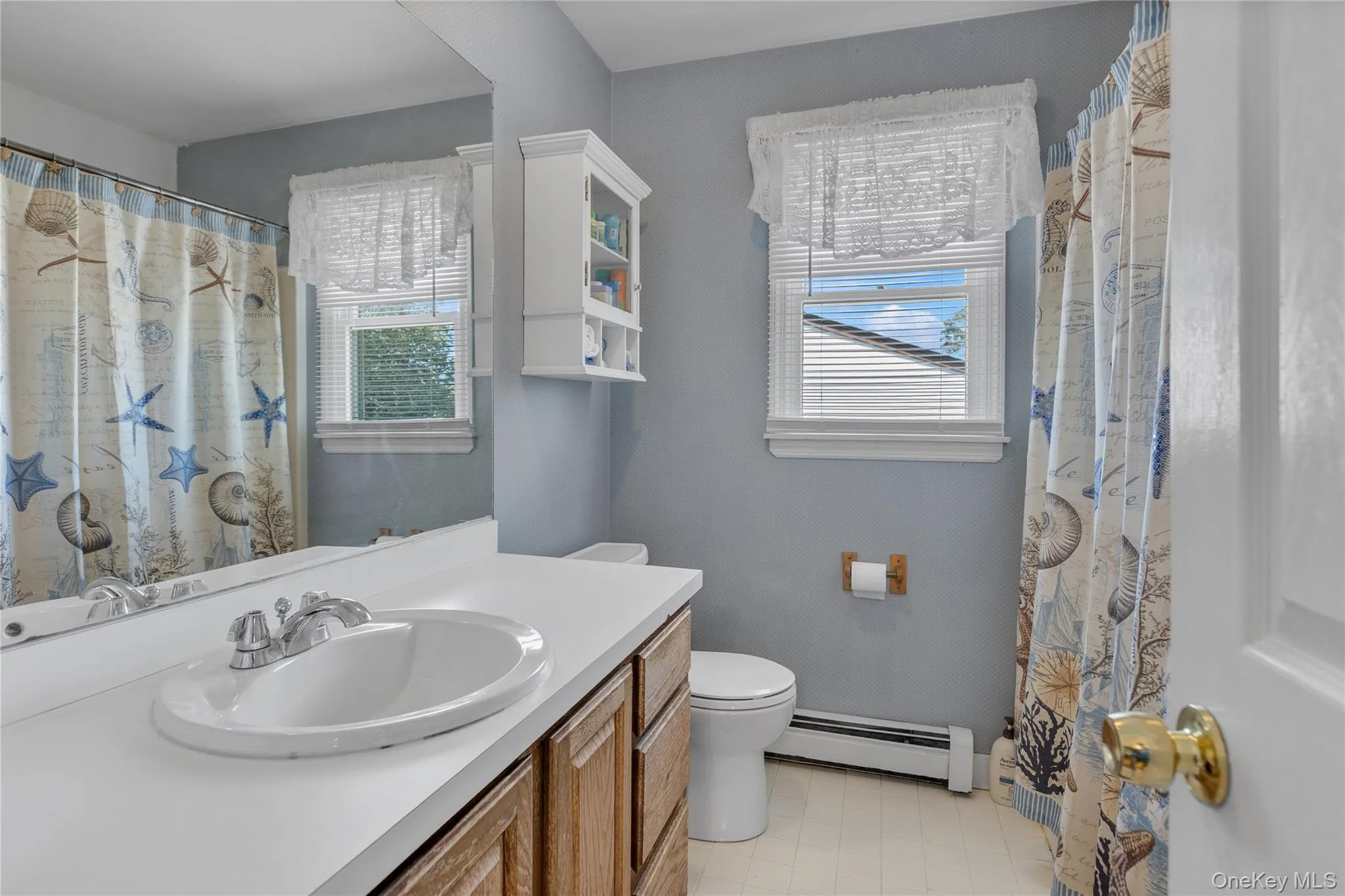 23 Dale Lane, Smithtown, NY, 4 Bedrooms Bedrooms, 10 Rooms Rooms,3 BathroomsBathrooms,Residential,For Rent,Dale,0,1042725 23 Dale Lane, Smithtown, NY, 4 Bedrooms Bedrooms, 10 Rooms Rooms,3 BathroomsBathrooms,Residential,For Rent,Dale,0,1042725