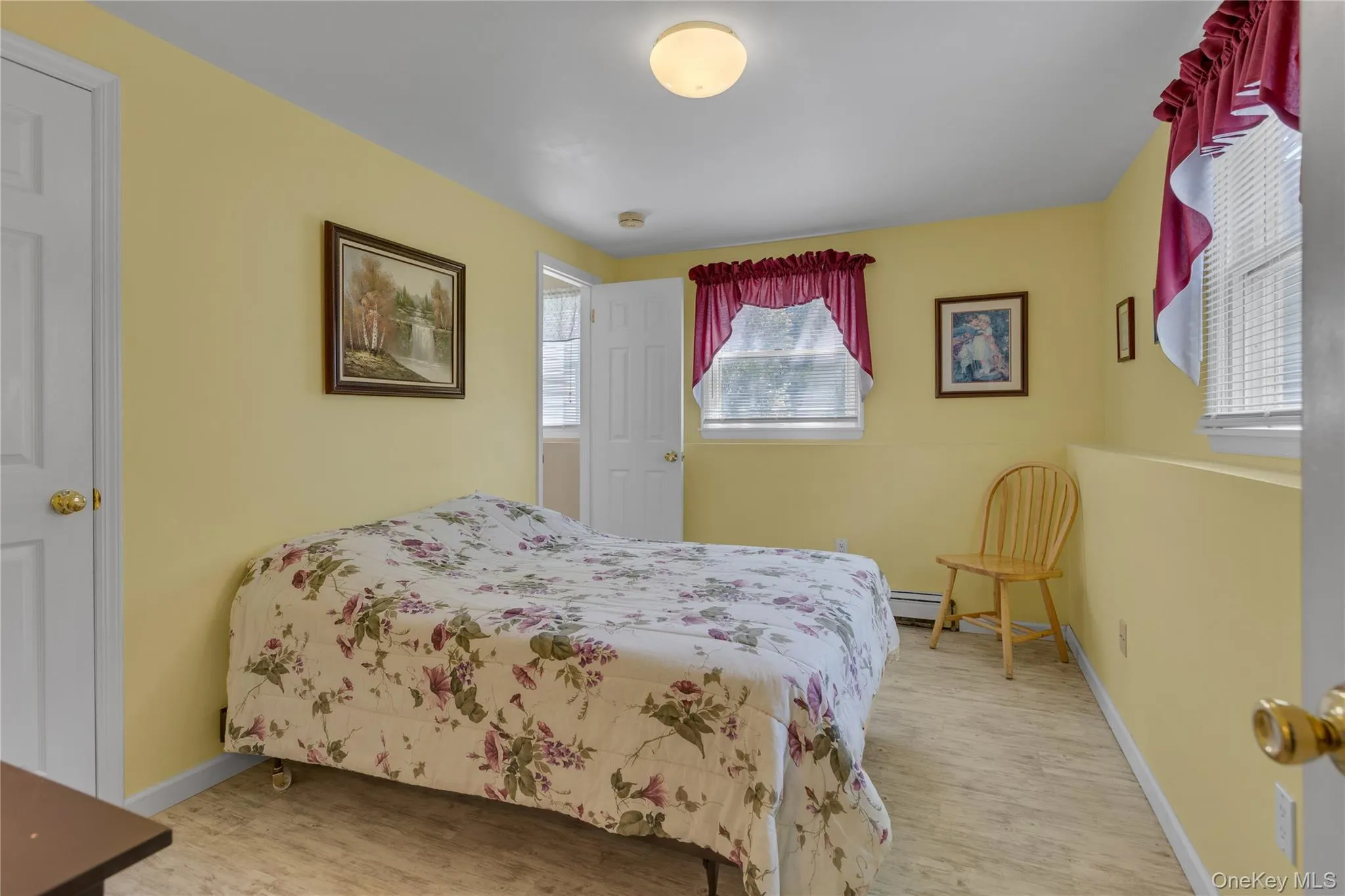 23 Dale Lane, Smithtown, NY, 4 Bedrooms Bedrooms, 10 Rooms Rooms,3 BathroomsBathrooms,Residential,For Rent,Dale,0,1042725 23 Dale Lane, Smithtown, NY, 4 Bedrooms Bedrooms, 10 Rooms Rooms,3 BathroomsBathrooms,Residential,For Rent,Dale,0,1042725