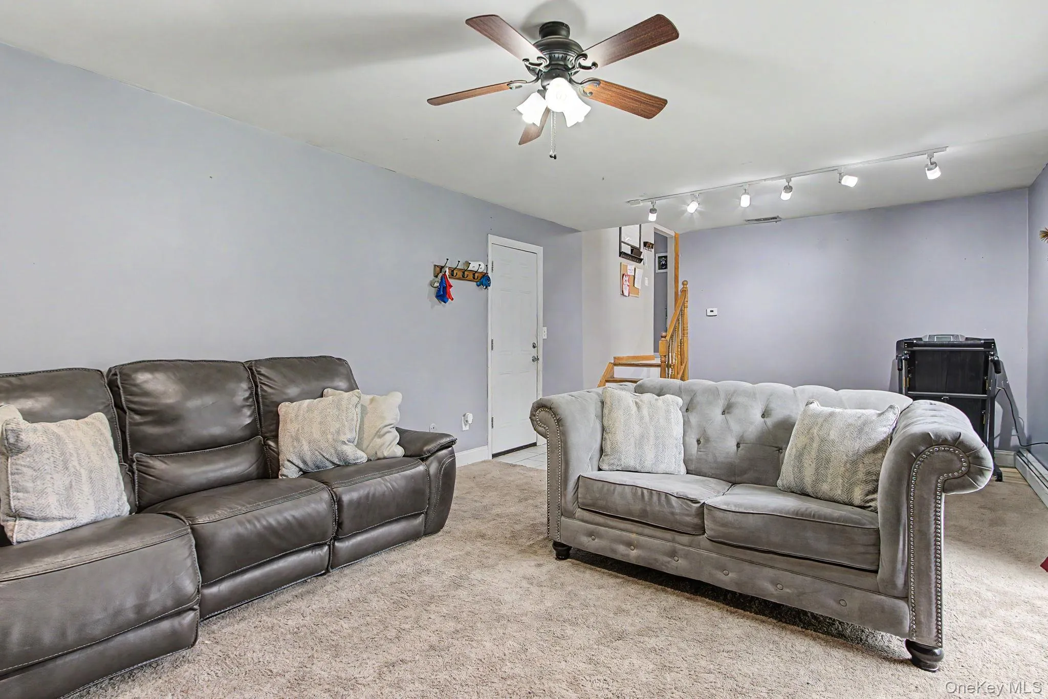 30 Pine Hill Road, Woodbury, NY, 4 Bedrooms Bedrooms, 8 Rooms Rooms,2 BathroomsBathrooms,Residential,For Rent,Pine Hill,0,1042727 30 Pine Hill Road, Woodbury, NY, 4 Bedrooms Bedrooms, 8 Rooms Rooms,2 BathroomsBathrooms,Residential,For Rent,Pine Hill,0,1042727