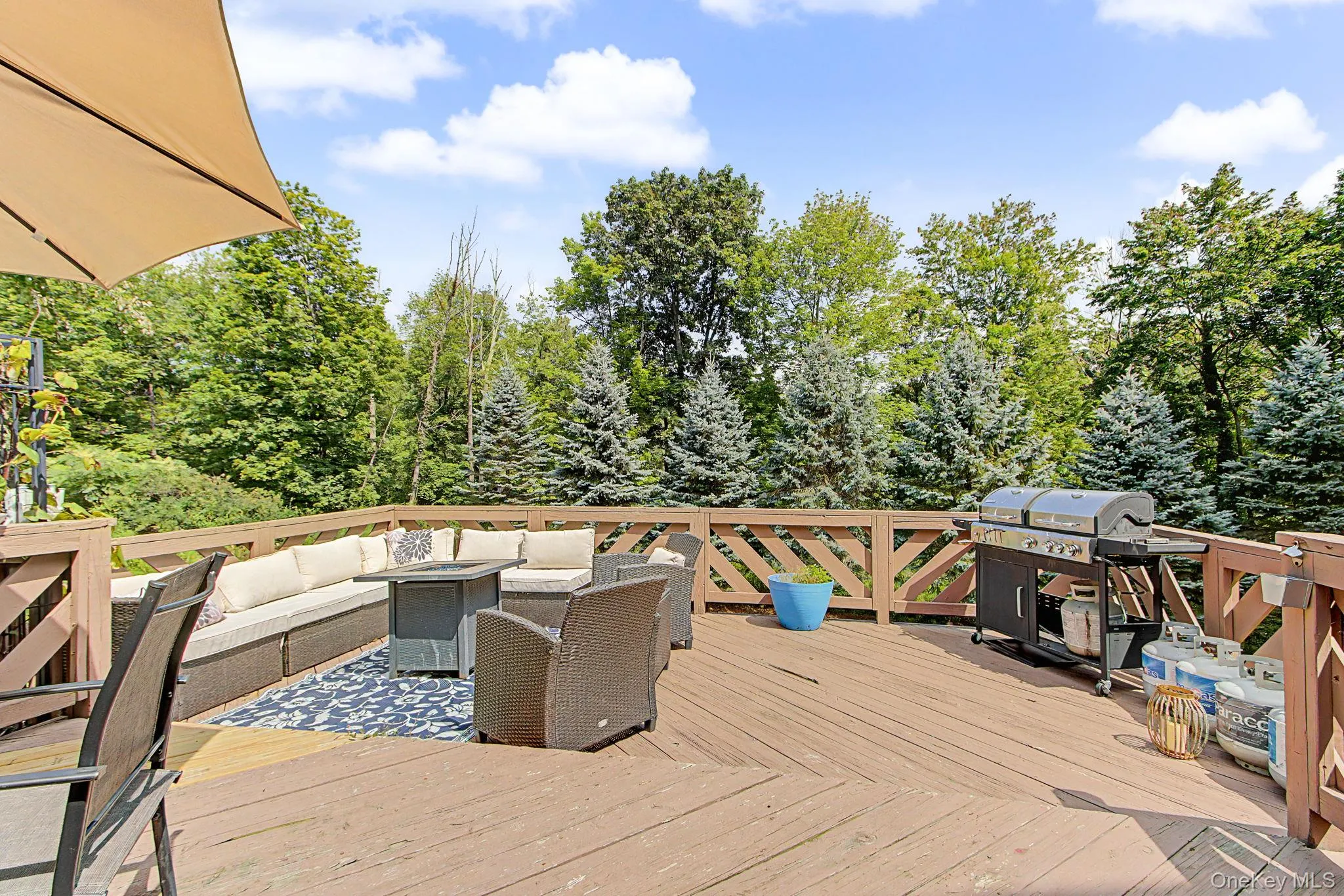 30 Pine Hill Road, Woodbury, NY, 4 Bedrooms Bedrooms, 8 Rooms Rooms,2 BathroomsBathrooms,Residential,For Rent,Pine Hill,0,1042727 30 Pine Hill Road, Woodbury, NY, 4 Bedrooms Bedrooms, 8 Rooms Rooms,2 BathroomsBathrooms,Residential,For Rent,Pine Hill,0,1042727