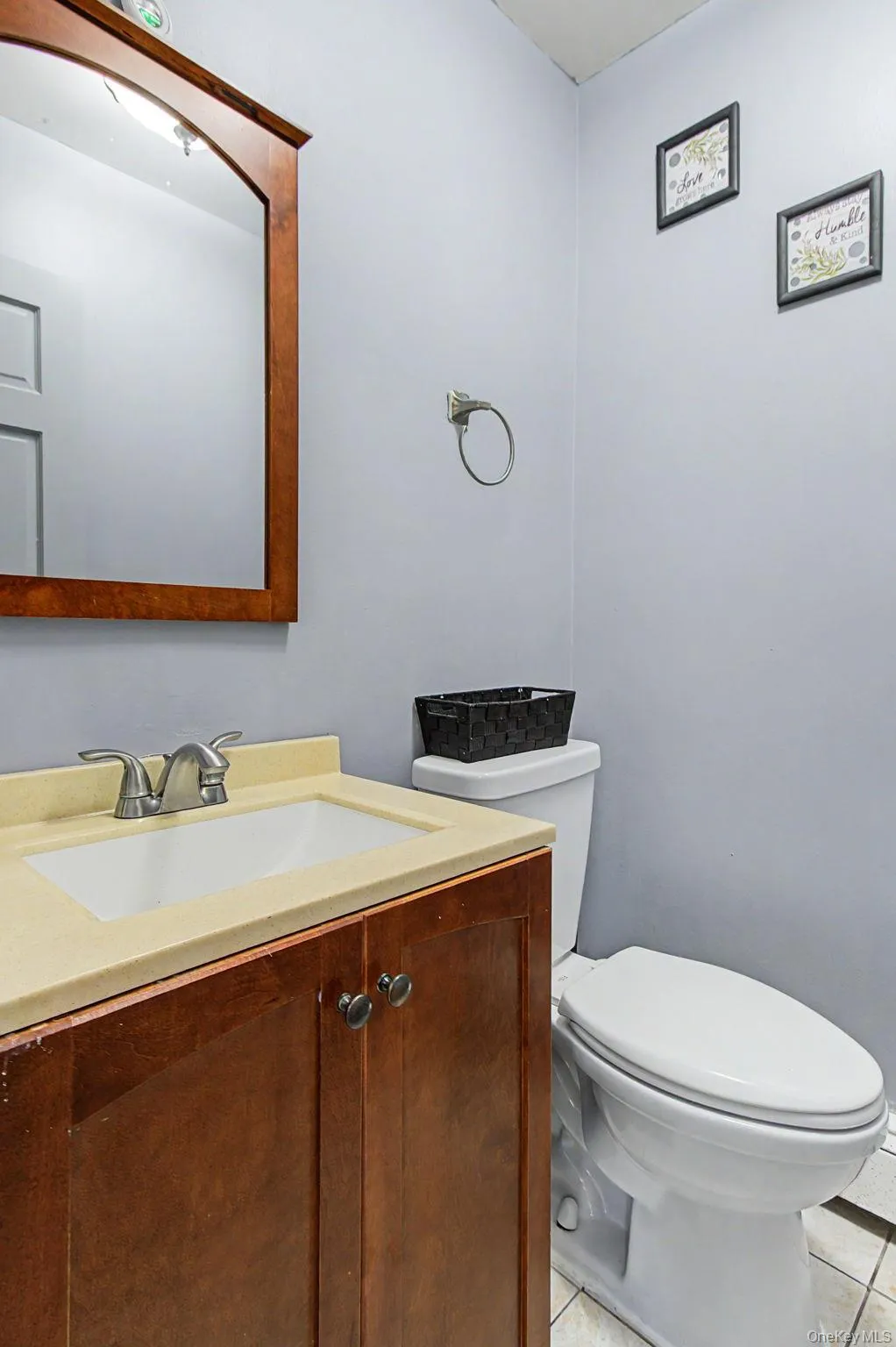 1st Floor Powder room 1st Floor Powder room