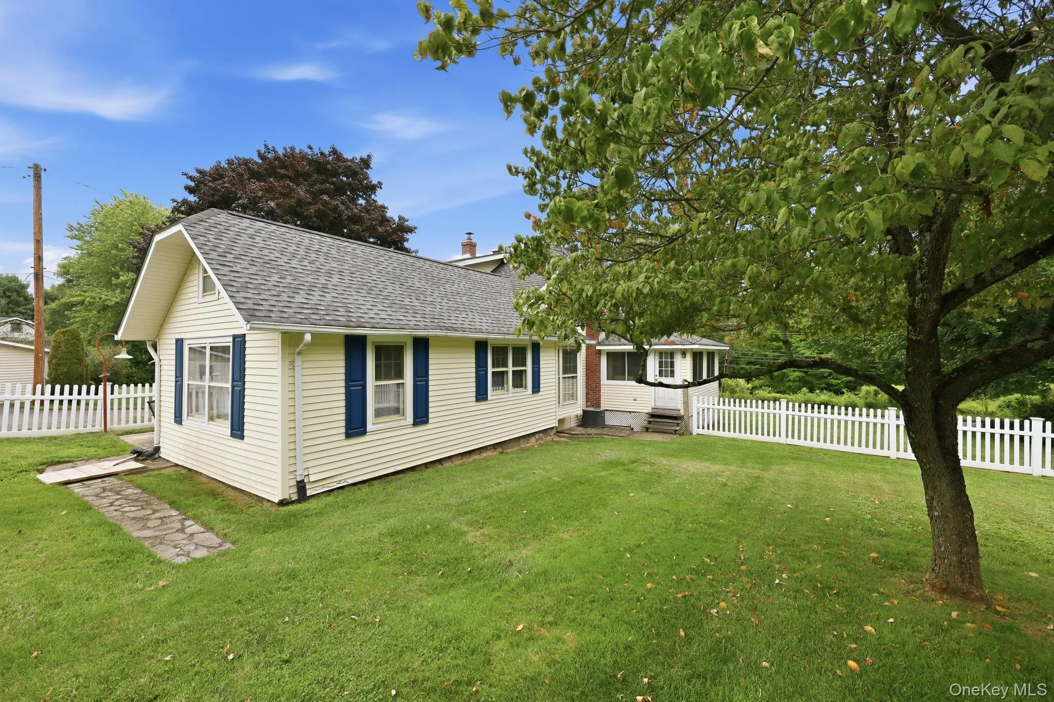 1311 Route 44/55, Lloyd, NY, 5 Bedrooms Bedrooms, 13 Rooms Rooms,2 BathroomsBathrooms,Residential,For Rent,Route 44/55,0,1042730 1311 Route 44/55, Lloyd, NY, 5 Bedrooms Bedrooms, 13 Rooms Rooms,2 BathroomsBathrooms,Residential,For Rent,Route 44/55,0,1042730