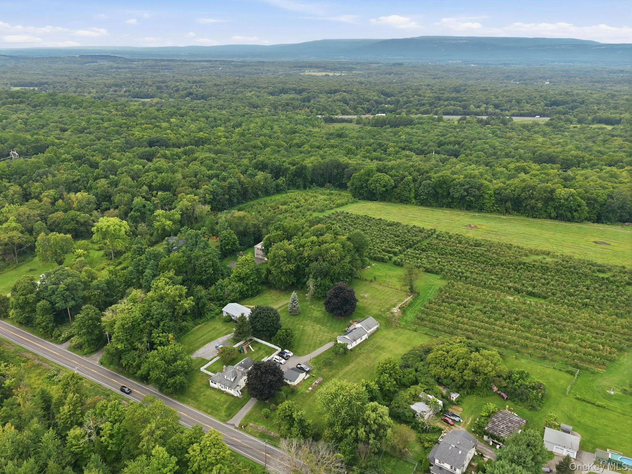 1311 Route 44/55, Lloyd, NY, 5 Bedrooms Bedrooms, 13 Rooms Rooms,2 BathroomsBathrooms,Residential,For Rent,Route 44/55,0,1042730 1311 Route 44/55, Lloyd, NY, 5 Bedrooms Bedrooms, 13 Rooms Rooms,2 BathroomsBathrooms,Residential,For Rent,Route 44/55,0,1042730