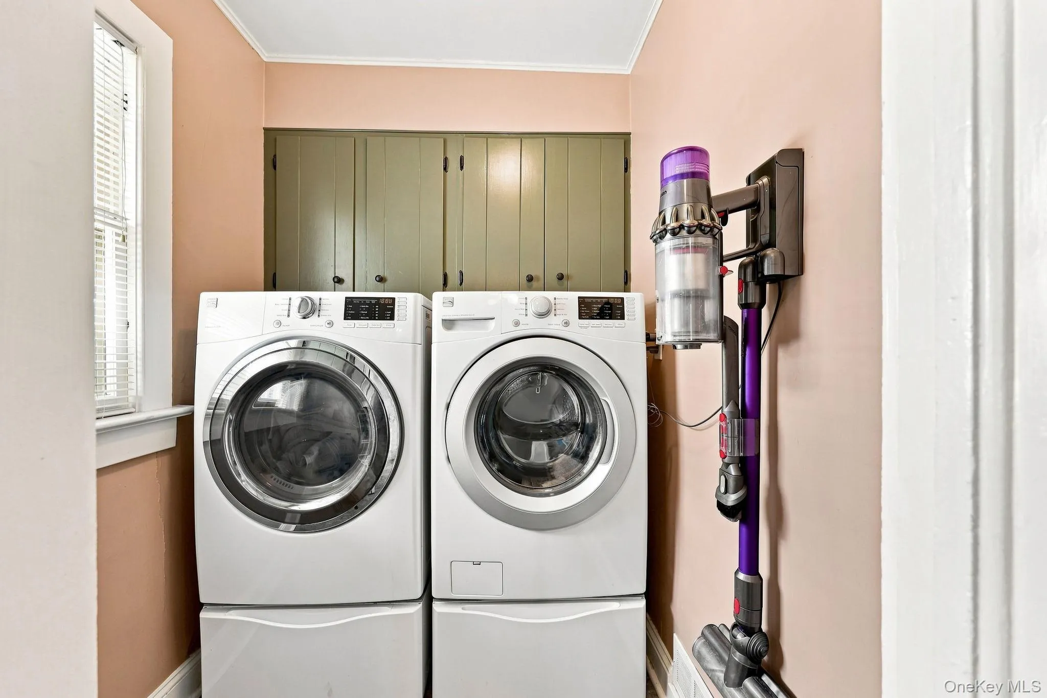 1311 Route 44/55, Lloyd, NY, 5 Bedrooms Bedrooms, 13 Rooms Rooms,2 BathroomsBathrooms,Residential,For Rent,Route 44/55,0,1042730 1311 Route 44/55, Lloyd, NY, 5 Bedrooms Bedrooms, 13 Rooms Rooms,2 BathroomsBathrooms,Residential,For Rent,Route 44/55,0,1042730