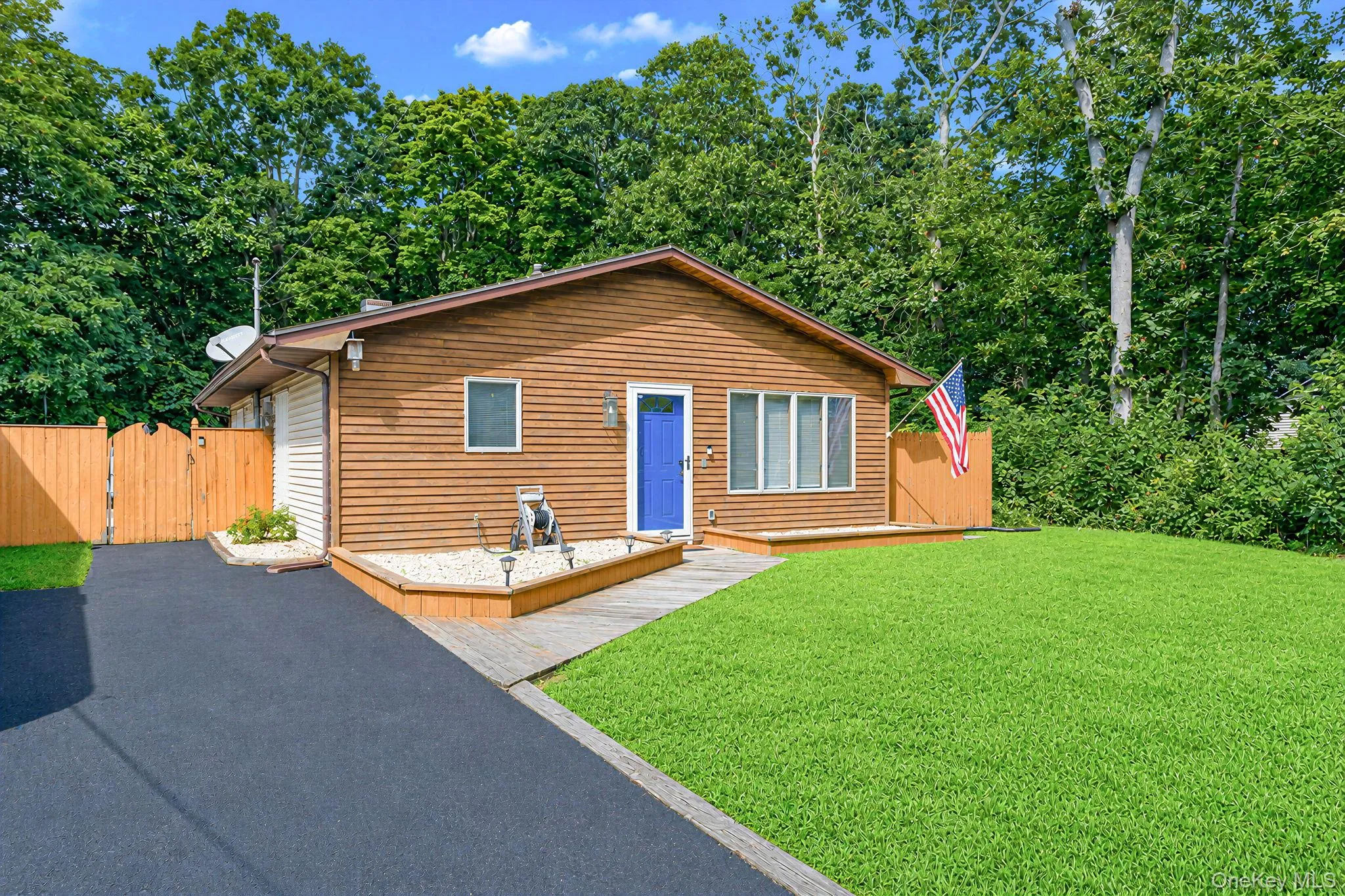 43 Wavecrest Drive, Brookhaven, NY, 3 Bedrooms Bedrooms, 7 Rooms Rooms,1 BathroomBathrooms,Residential,For Rent,Wavecrest,0,1042731 43 Wavecrest Drive, Brookhaven, NY, 3 Bedrooms Bedrooms, 7 Rooms Rooms,1 BathroomBathrooms,Residential,For Rent,Wavecrest,0,1042731