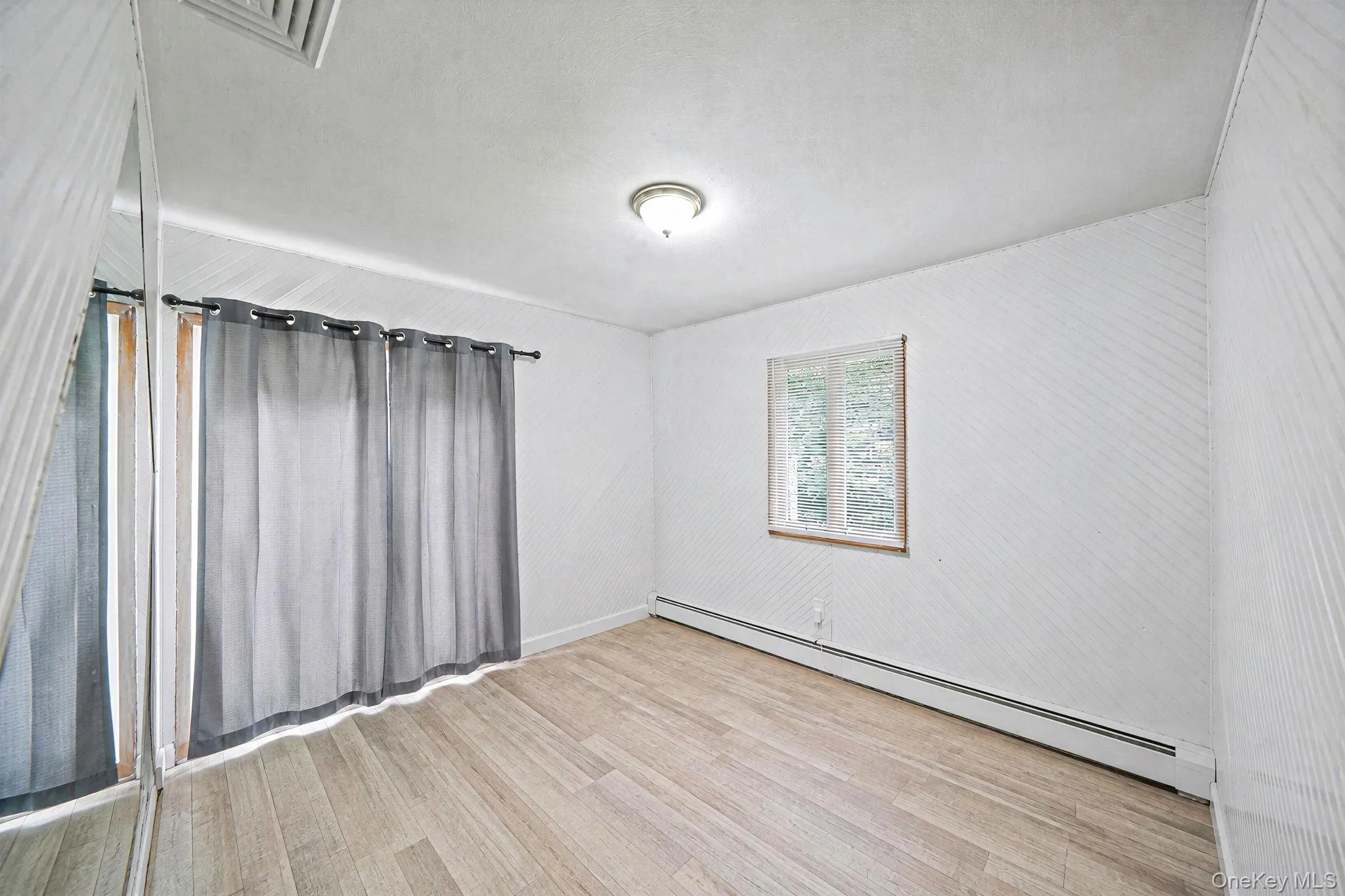43 Wavecrest Drive, Brookhaven, NY, 3 Bedrooms Bedrooms, 7 Rooms Rooms,1 BathroomBathrooms,Residential,For Rent,Wavecrest,0,1042731 43 Wavecrest Drive, Brookhaven, NY, 3 Bedrooms Bedrooms, 7 Rooms Rooms,1 BathroomBathrooms,Residential,For Rent,Wavecrest,0,1042731