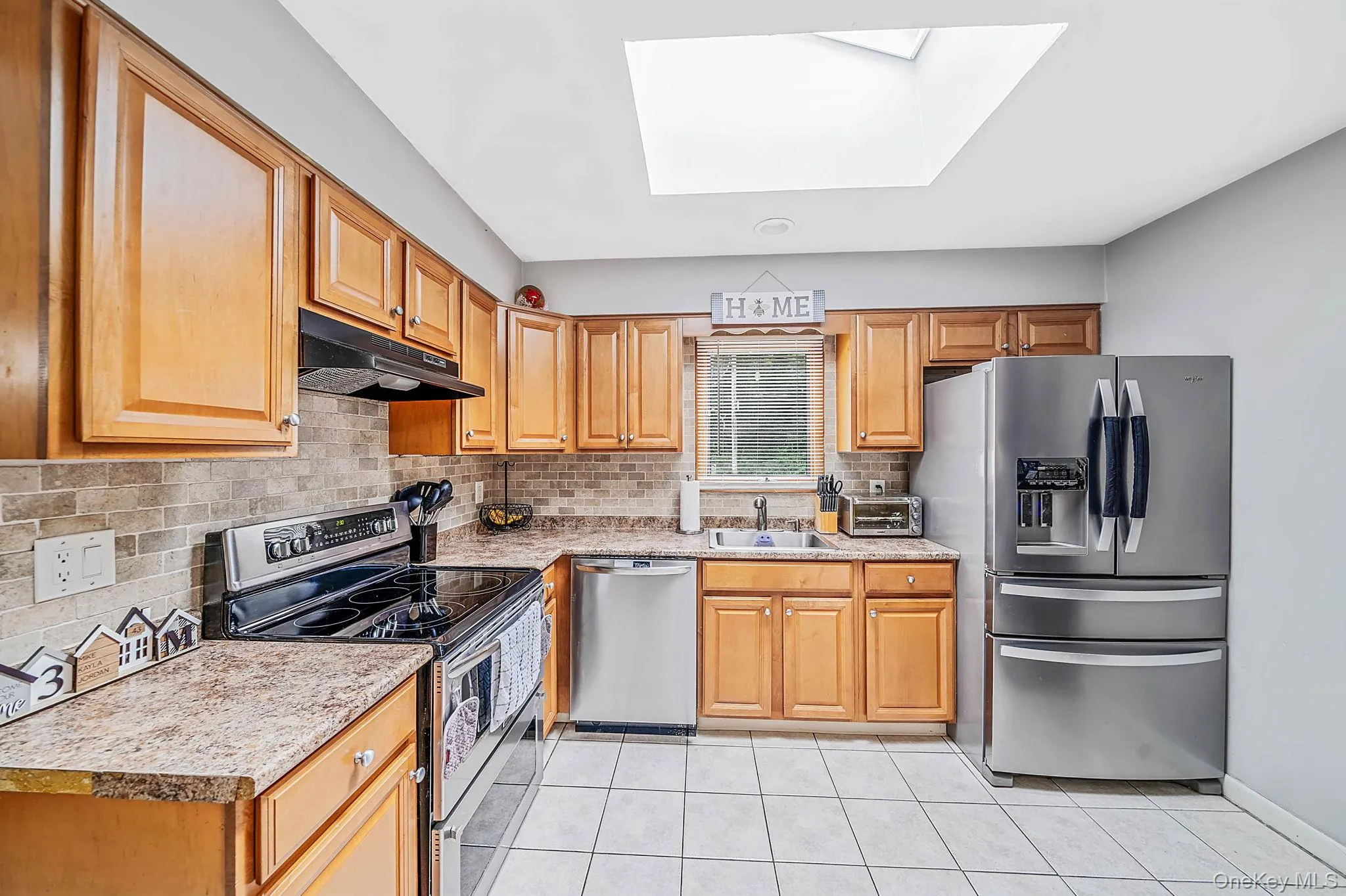 43 Wavecrest Drive, Brookhaven, NY, 3 Bedrooms Bedrooms, 7 Rooms Rooms,1 BathroomBathrooms,Residential,For Rent,Wavecrest,0,1042731 43 Wavecrest Drive, Brookhaven, NY, 3 Bedrooms Bedrooms, 7 Rooms Rooms,1 BathroomBathrooms,Residential,For Rent,Wavecrest,0,1042731