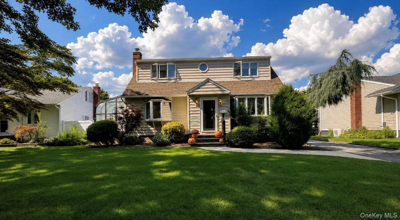 3995 New Road, Hempstead, NY, 3 Bedrooms Bedrooms, 7 Rooms Rooms,2 BathroomsBathrooms,Residential,For Rent,New,0,1042732 3995 New Road, Hempstead, NY, 3 Bedrooms Bedrooms, 7 Rooms Rooms,2 BathroomsBathrooms,Residential,For Rent,New,0,1042732