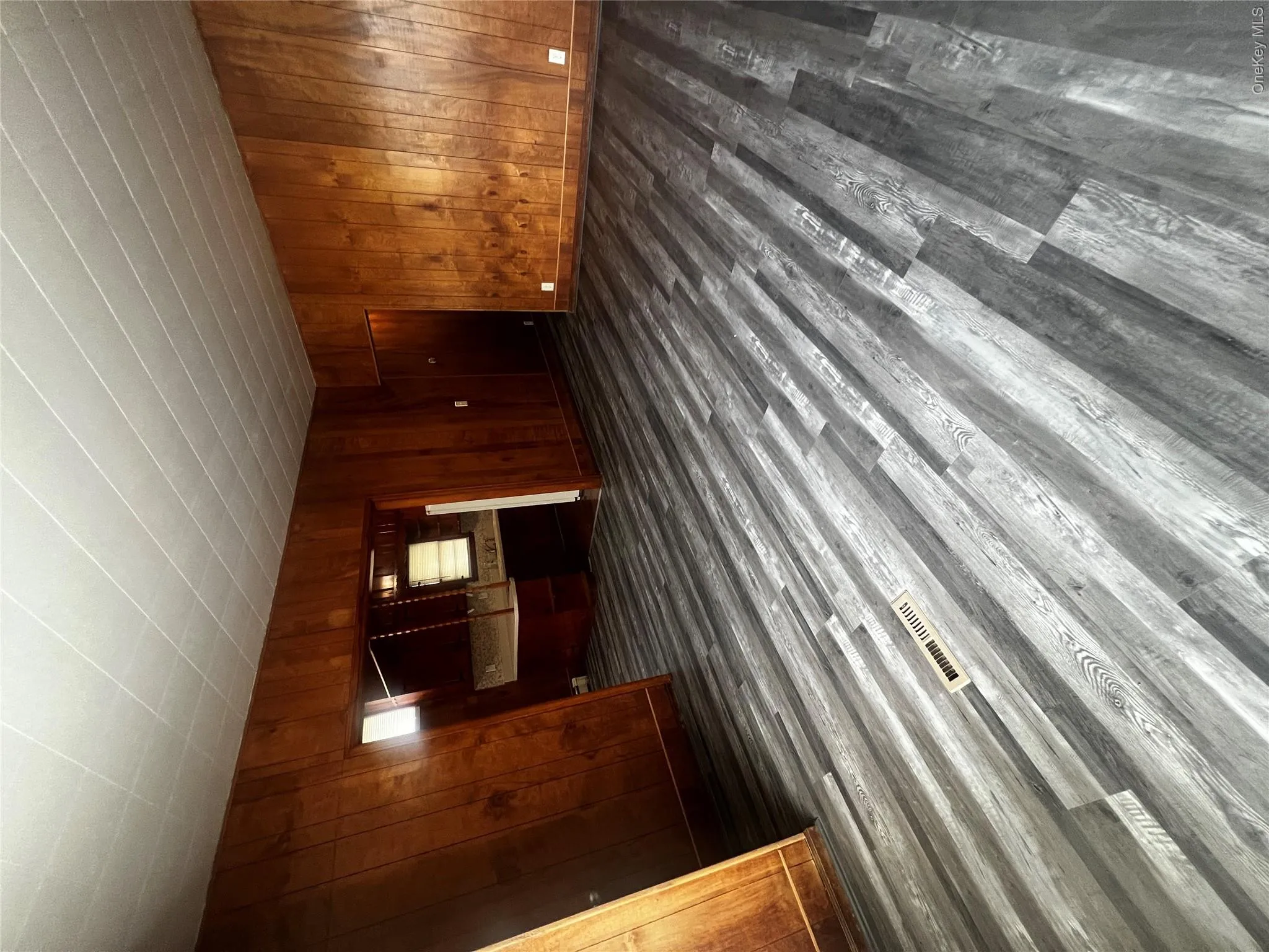 29 Lake Street, Poughkeepsie, NY, 3 Bedroom Bedrooms, 6 Room Rooms,2 BathroomBathrooms,Residential Lease,For Rent,Lake,0,1042736 29 Lake Street, Poughkeepsie, NY, 3 Bedroom Bedrooms, 6 Room Rooms,2 BathroomBathrooms,Residential Lease,For Rent,Lake,0,1042736