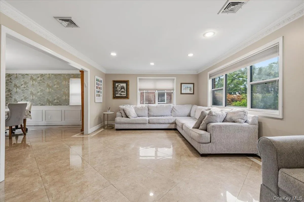 609 Meehan Avenue, New York, NY, 5 Bedrooms Bedrooms, 9 Rooms Rooms,2 BathroomsBathrooms,Residential,For Rent,Meehan,0,1042752 609 Meehan Avenue, New York, NY, 5 Bedrooms Bedrooms, 9 Rooms Rooms,2 BathroomsBathrooms,Residential,For Rent,Meehan,0,1042752
