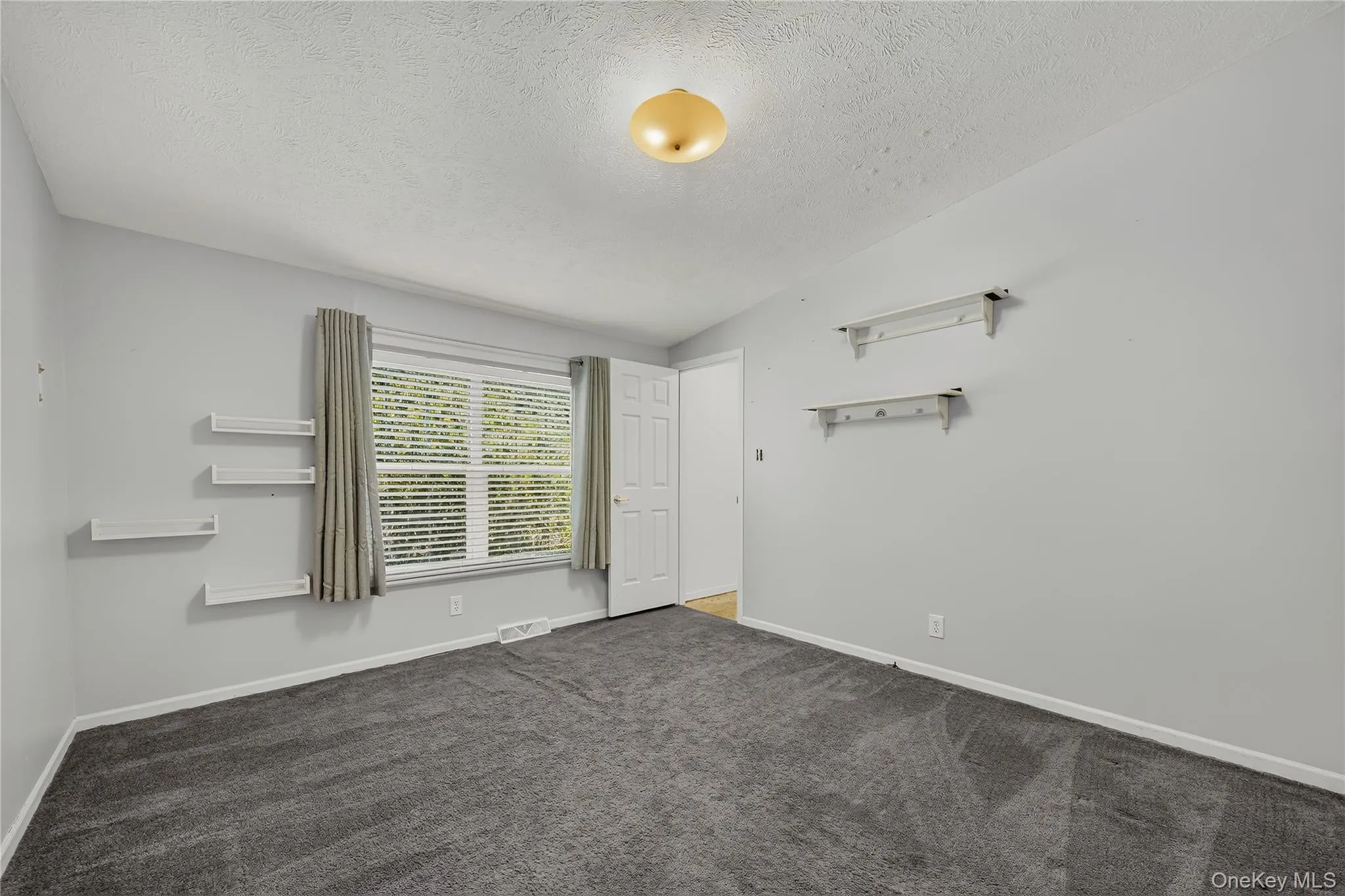 43 Palm Dr, Mamakating, NY, 3 Bedrooms Bedrooms, 8 Rooms Rooms,2 BathroomsBathrooms,Residential,For Rent,Palm Dr,0,1042753 43 Palm Dr, Mamakating, NY, 3 Bedrooms Bedrooms, 8 Rooms Rooms,2 BathroomsBathrooms,Residential,For Rent,Palm Dr,0,1042753