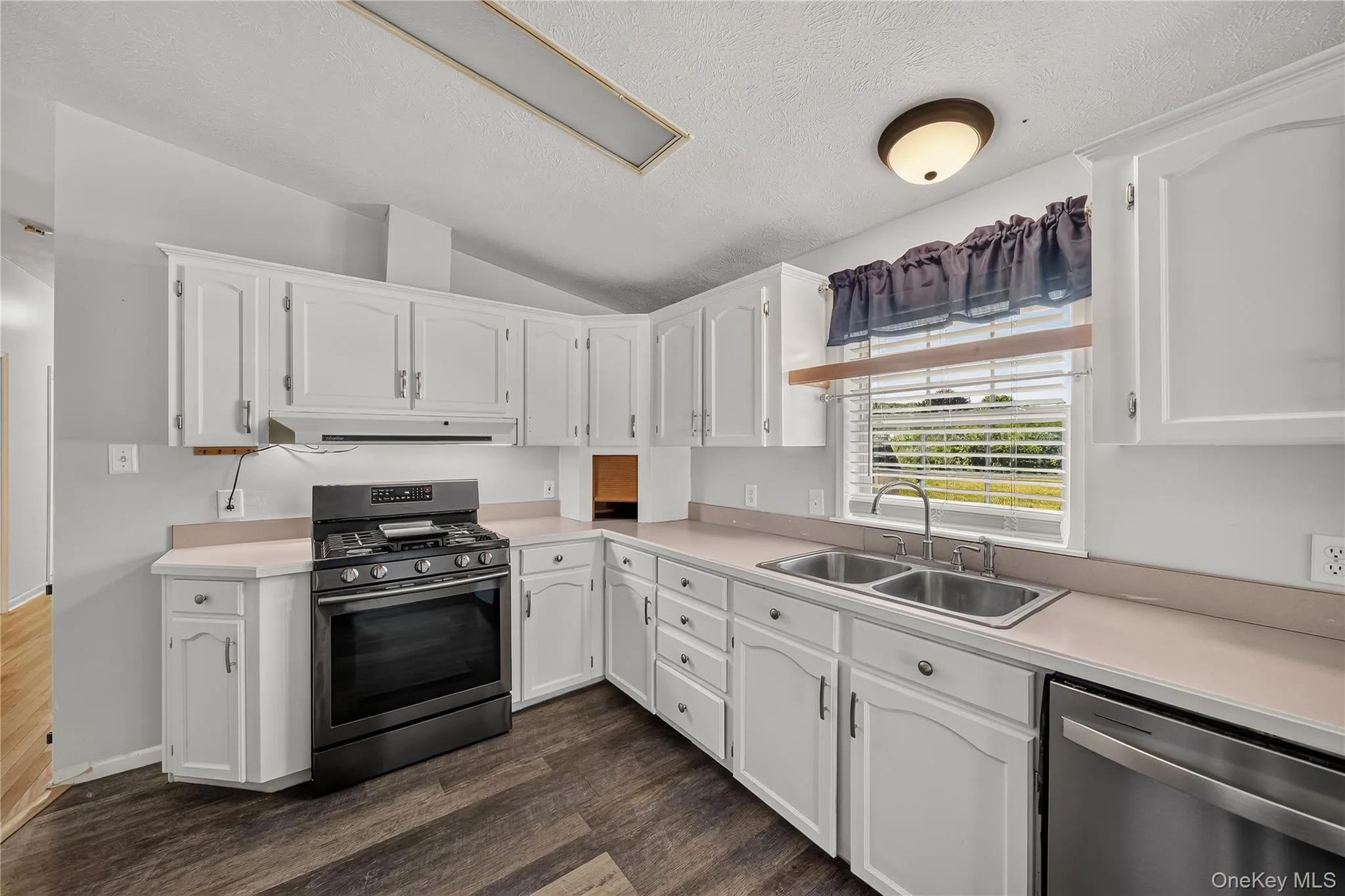 43 Palm Dr, Mamakating, NY, 3 Bedrooms Bedrooms, 8 Rooms Rooms,2 BathroomsBathrooms,Residential,For Rent,Palm Dr,0,1042753 43 Palm Dr, Mamakating, NY, 3 Bedrooms Bedrooms, 8 Rooms Rooms,2 BathroomsBathrooms,Residential,For Rent,Palm Dr,0,1042753