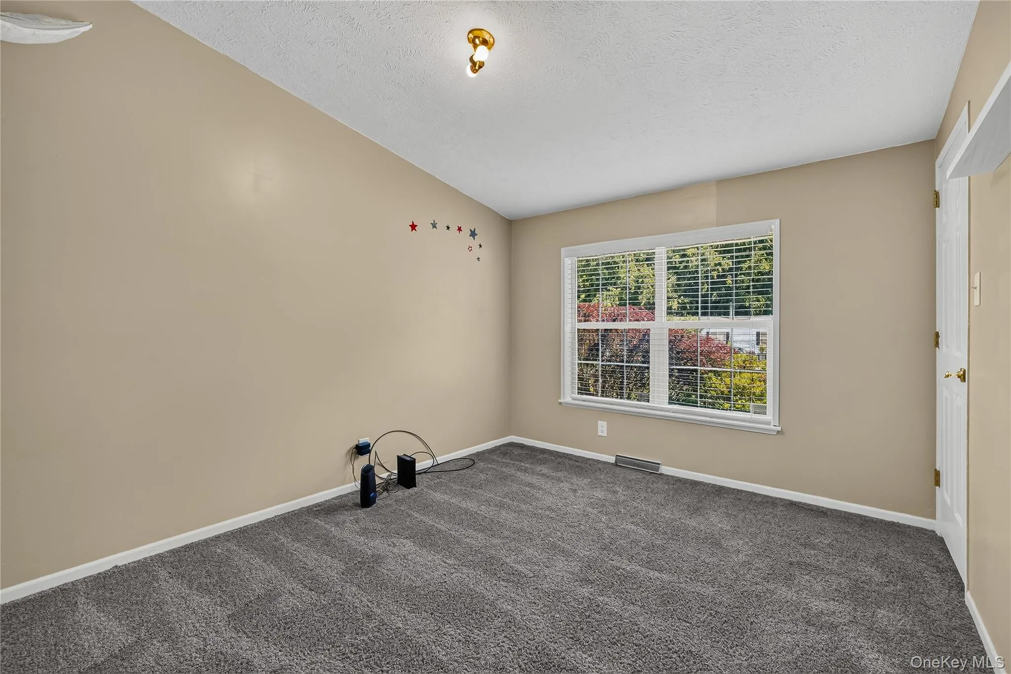 43 Palm Dr, Mamakating, NY, 3 Bedrooms Bedrooms, 8 Rooms Rooms,2 BathroomsBathrooms,Residential,For Rent,Palm Dr,0,1042753 43 Palm Dr, Mamakating, NY, 3 Bedrooms Bedrooms, 8 Rooms Rooms,2 BathroomsBathrooms,Residential,For Rent,Palm Dr,0,1042753
