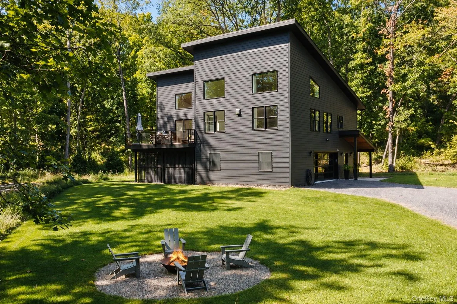 739 Old Post Road, Esopus, NY, 3 Bedrooms Bedrooms, 9 Rooms Rooms,3 BathroomsBathrooms,Residential,For Rent,Old Post,0,1042759 739 Old Post Road, Esopus, NY, 3 Bedrooms Bedrooms, 9 Rooms Rooms,3 BathroomsBathrooms,Residential,For Rent,Old Post,0,1042759
