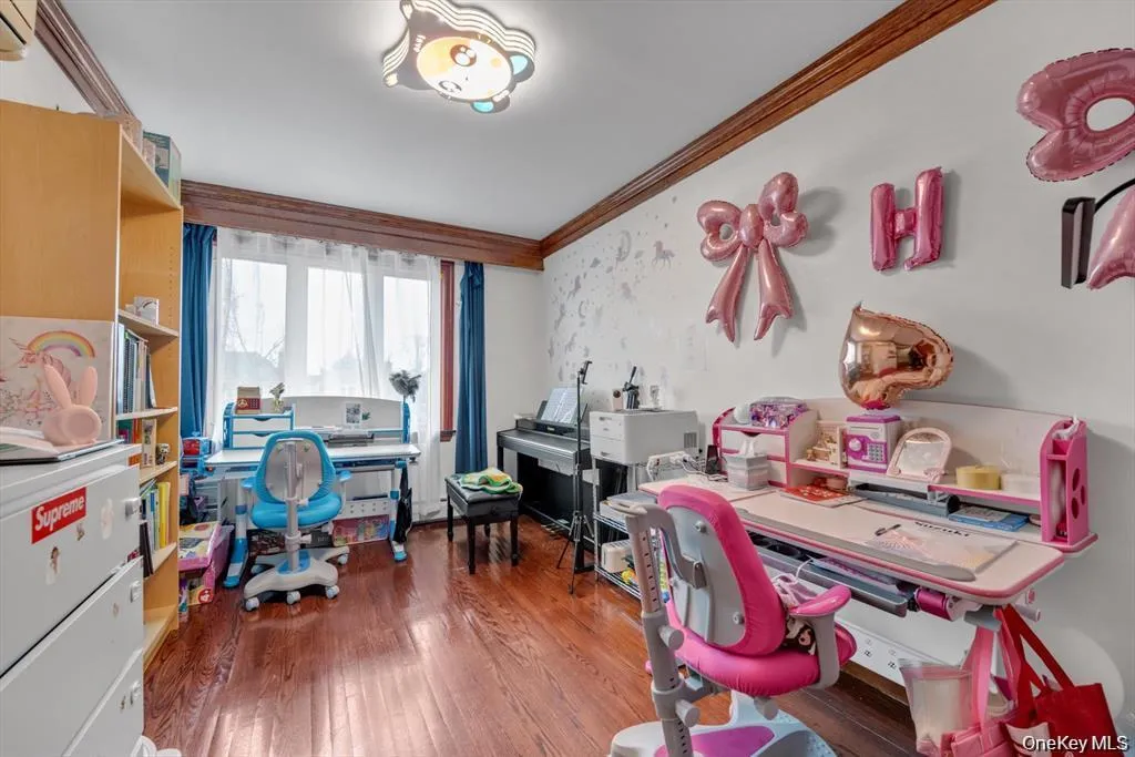 6906 Fresh Meadow Lane, New York, NY, 4 Bedrooms Bedrooms, 8 Rooms Rooms,2 BathroomsBathrooms,Residential,For Rent,Fresh Meadow,0,1042763 6906 Fresh Meadow Lane, New York, NY, 4 Bedrooms Bedrooms, 8 Rooms Rooms,2 BathroomsBathrooms,Residential,For Rent,Fresh Meadow,0,1042763