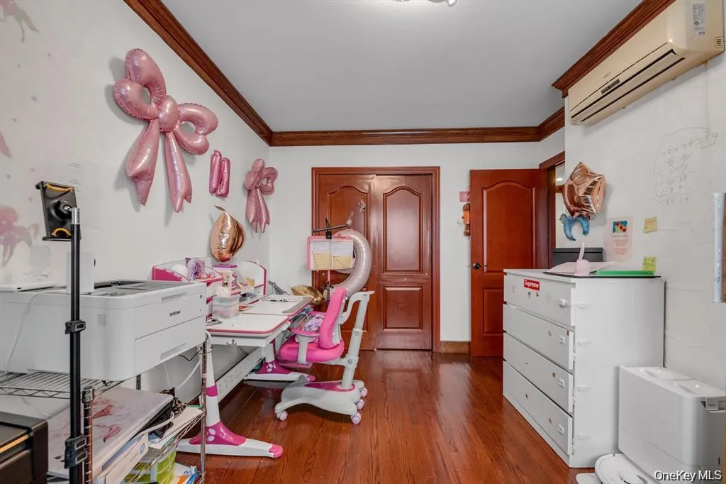 6906 Fresh Meadow Lane, New York, NY, 4 Bedrooms Bedrooms, 8 Rooms Rooms,2 BathroomsBathrooms,Residential,For Rent,Fresh Meadow,0,1042763 6906 Fresh Meadow Lane, New York, NY, 4 Bedrooms Bedrooms, 8 Rooms Rooms,2 BathroomsBathrooms,Residential,For Rent,Fresh Meadow,0,1042763