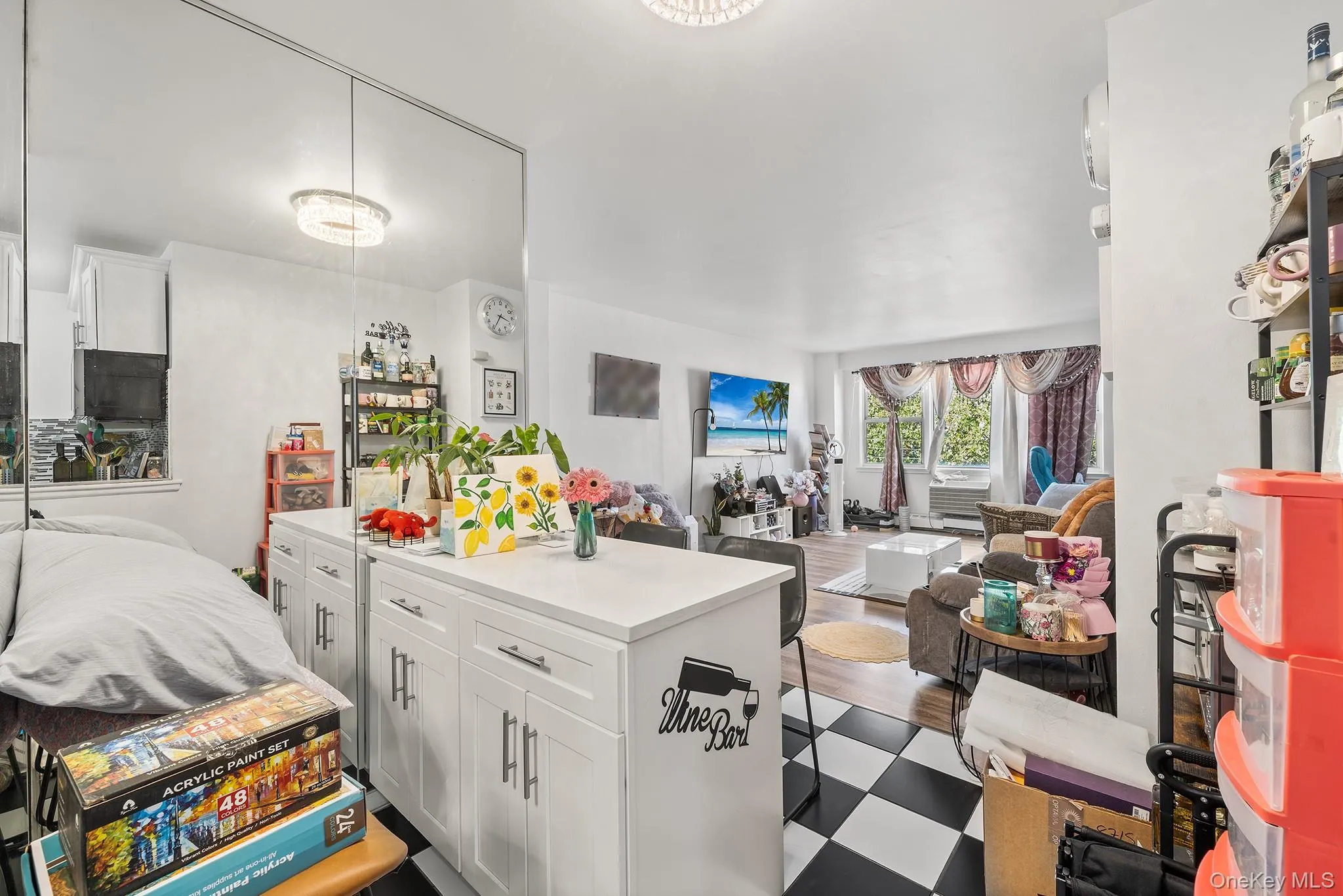 87-15 165th Street, New York, NY, 1 Bedroom Bedrooms, 3 Rooms Rooms,1 BathroomBathrooms,Residential,For Rent,165th,0,1042764 87-15 165th Street, New York, NY, 1 Bedroom Bedrooms, 3 Rooms Rooms,1 BathroomBathrooms,Residential,For Rent,165th,0,1042764