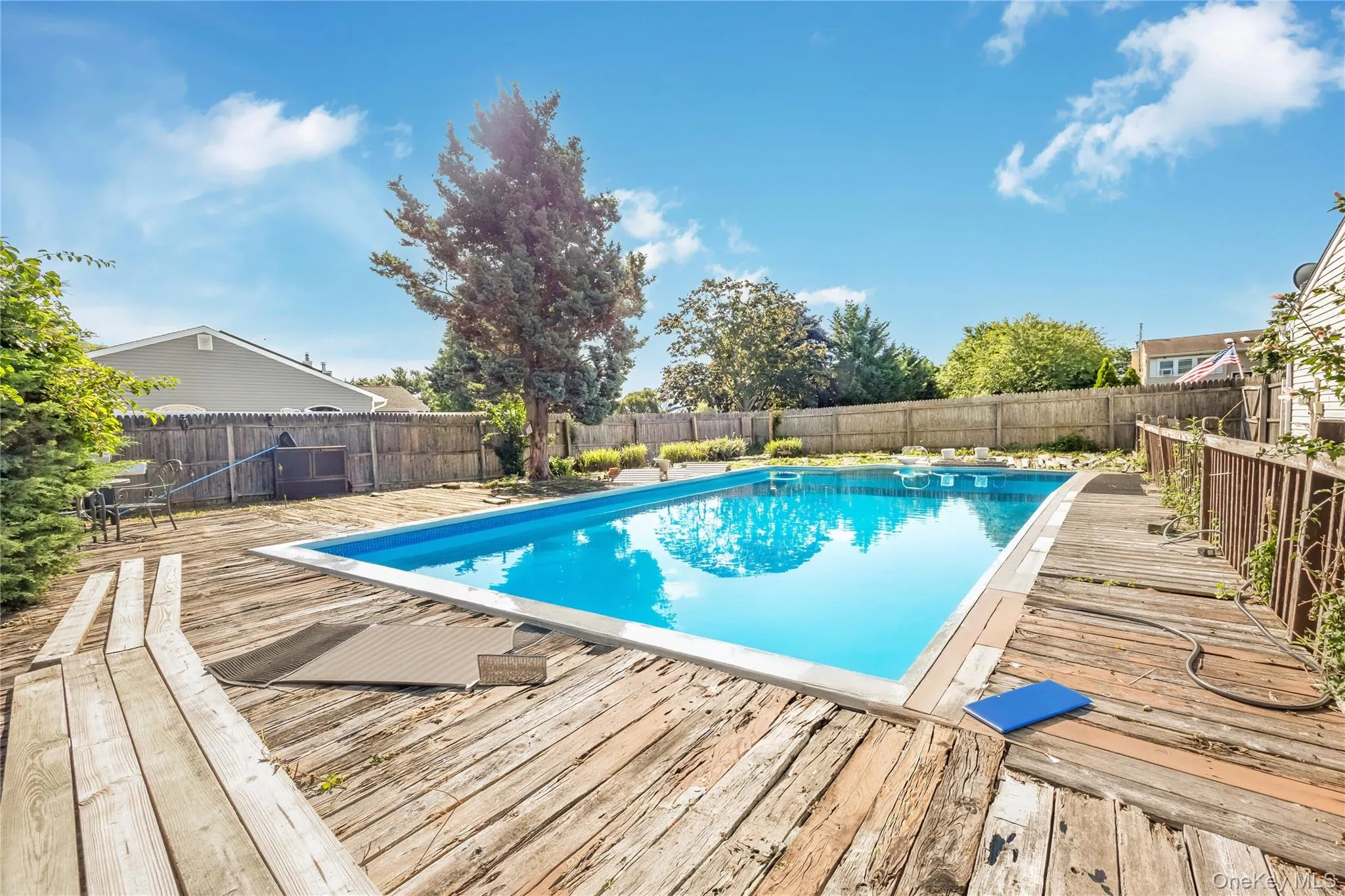 11 Shade Tree Lane, Brookhaven, NY, 3 Bedrooms Bedrooms, 8 Rooms Rooms,1 BathroomBathrooms,Residential,For Rent,Shade Tree,0,1042770 11 Shade Tree Lane, Brookhaven, NY, 3 Bedrooms Bedrooms, 8 Rooms Rooms,1 BathroomBathrooms,Residential,For Rent,Shade Tree,0,1042770