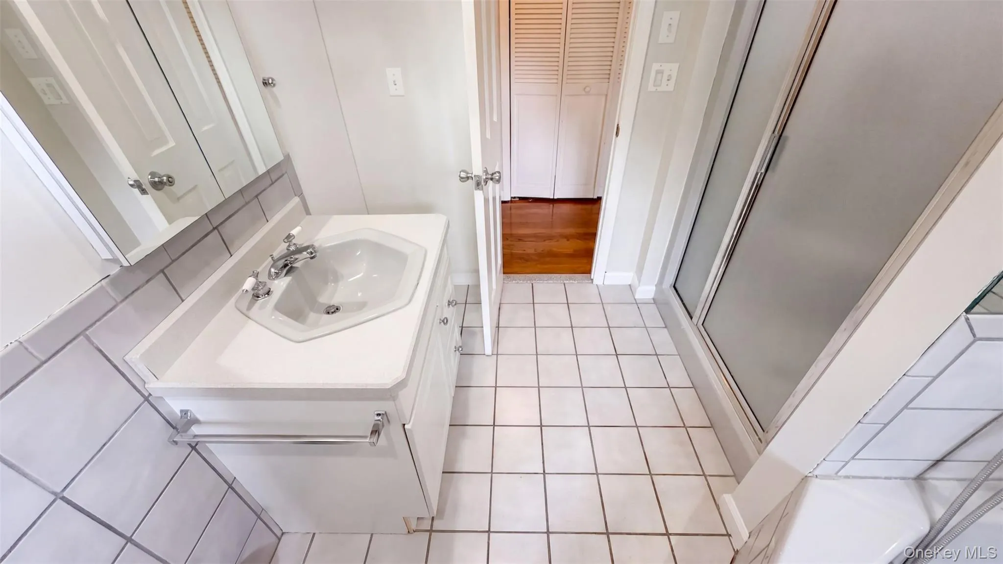 53 Ridge Road, Warwick (town), NY, 3 Bedrooms Bedrooms, 18 Rooms Rooms,2 BathroomsBathrooms,Residential,For Rent,Ridge,0,1042771 53 Ridge Road, Warwick (town), NY, 3 Bedrooms Bedrooms, 18 Rooms Rooms,2 BathroomsBathrooms,Residential,For Rent,Ridge,0,1042771