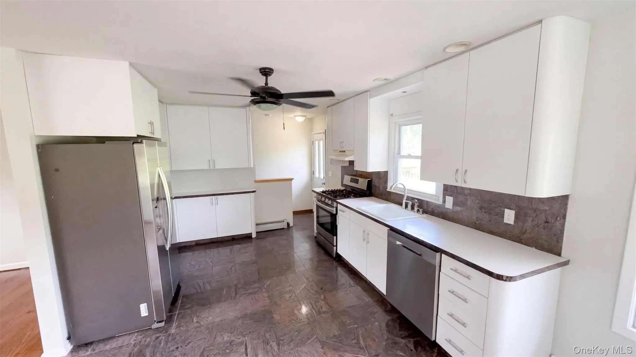 53 Ridge Road, Warwick (town), NY, 3 Bedrooms Bedrooms, 18 Rooms Rooms,2 BathroomsBathrooms,Residential,For Rent,Ridge,0,1042771 53 Ridge Road, Warwick (town), NY, 3 Bedrooms Bedrooms, 18 Rooms Rooms,2 BathroomsBathrooms,Residential,For Rent,Ridge,0,1042771