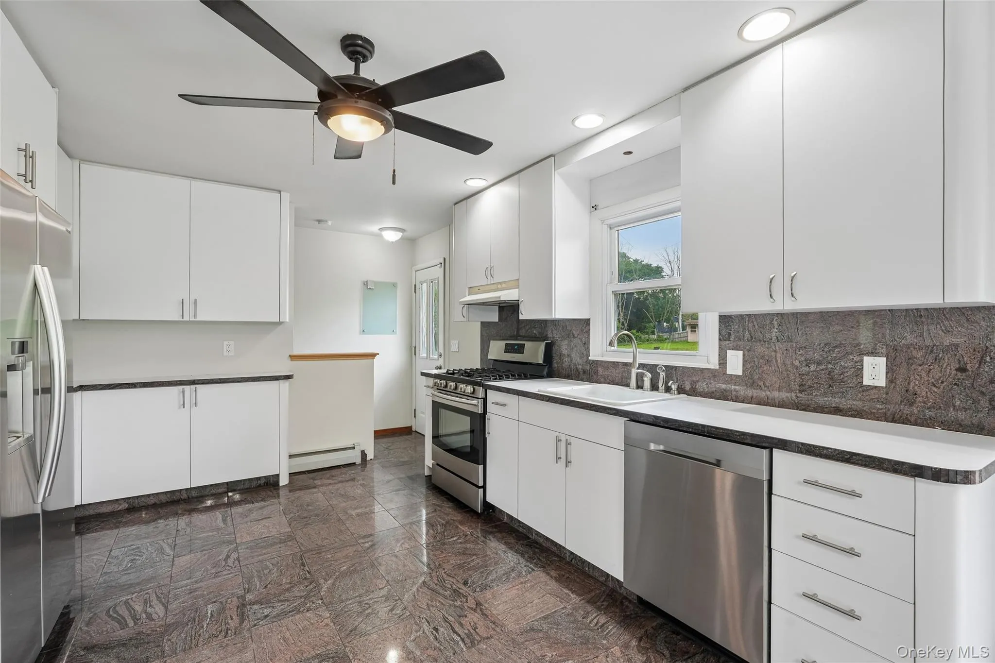 53 Ridge Road, Warwick (town), NY, 3 Bedrooms Bedrooms, 18 Rooms Rooms,2 BathroomsBathrooms,Residential,For Rent,Ridge,0,1042771 53 Ridge Road, Warwick (town), NY, 3 Bedrooms Bedrooms, 18 Rooms Rooms,2 BathroomsBathrooms,Residential,For Rent,Ridge,0,1042771
