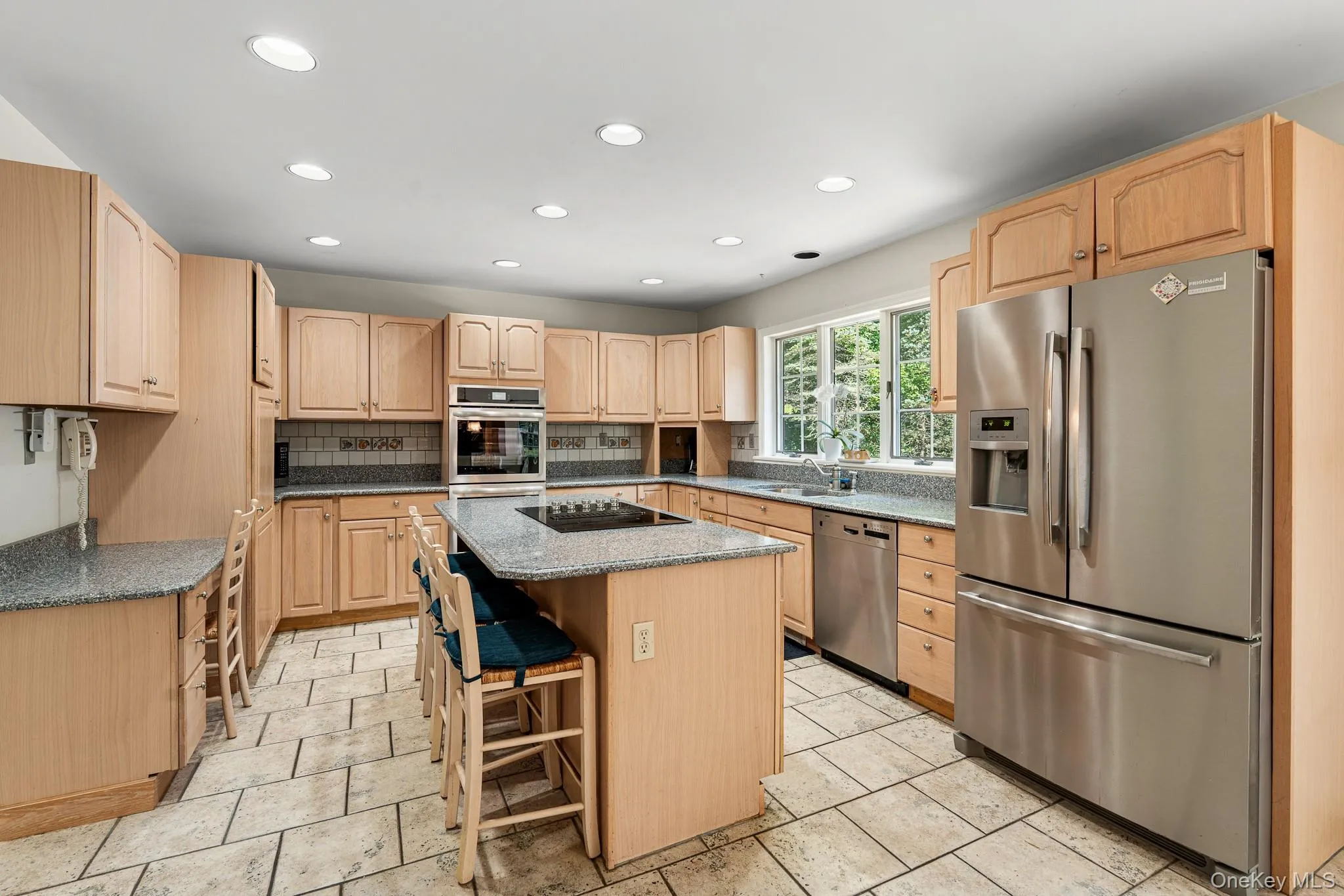 18 Arbor Court, Kent, NY, 4 Bedrooms Bedrooms, 9 Rooms Rooms,2 BathroomsBathrooms,Residential,For Rent,Arbor,0,1042775 18 Arbor Court, Kent, NY, 4 Bedrooms Bedrooms, 9 Rooms Rooms,2 BathroomsBathrooms,Residential,For Rent,Arbor,0,1042775