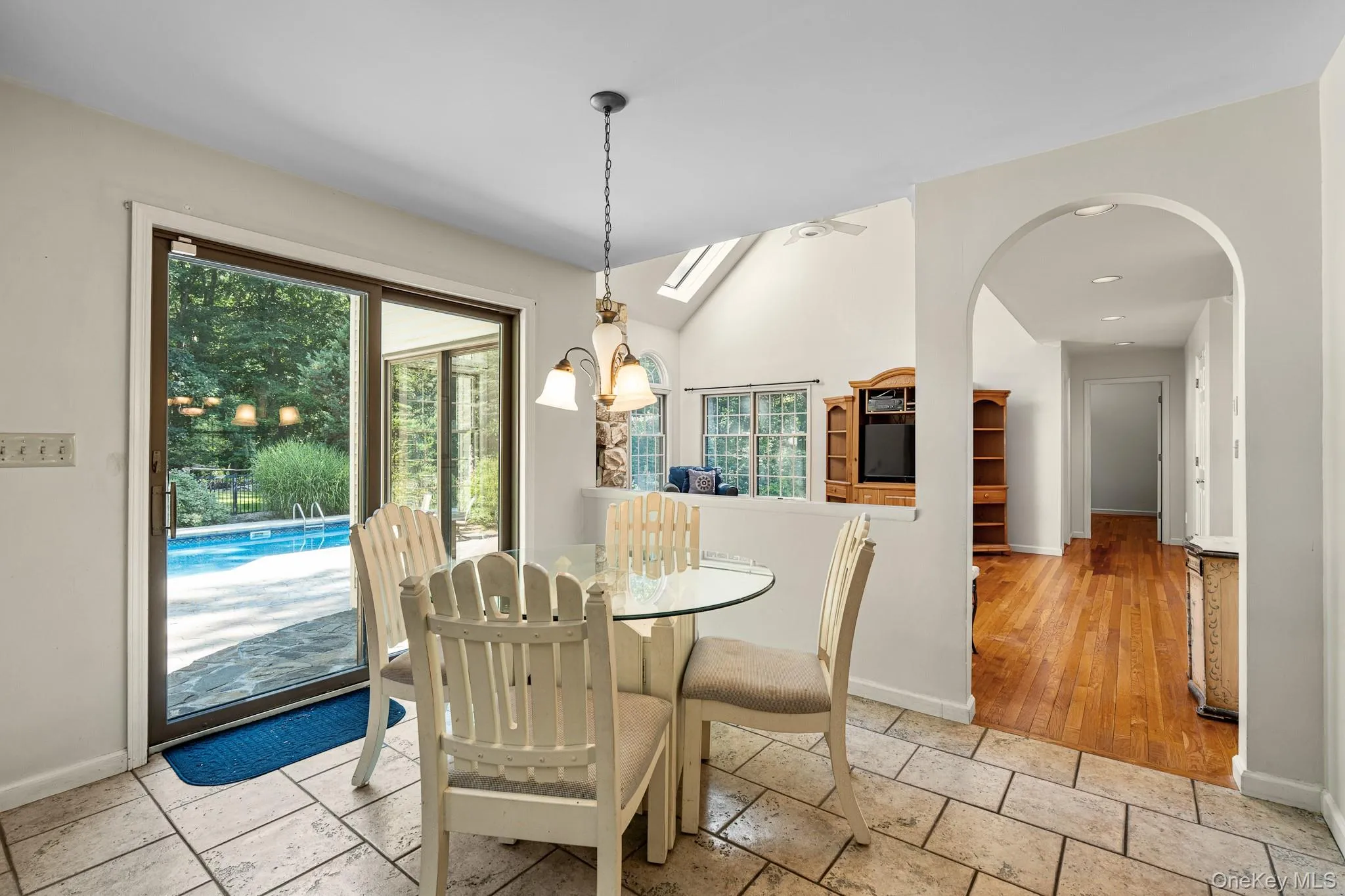 18 Arbor Court, Kent, NY, 4 Bedrooms Bedrooms, 9 Rooms Rooms,2 BathroomsBathrooms,Residential,For Rent,Arbor,0,1042775 18 Arbor Court, Kent, NY, 4 Bedrooms Bedrooms, 9 Rooms Rooms,2 BathroomsBathrooms,Residential,For Rent,Arbor,0,1042775