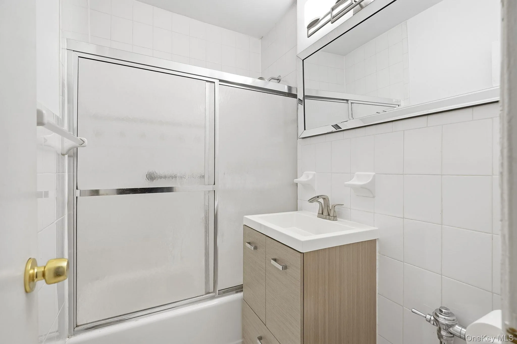 315 King Street, Rye Town, NY, 1 Bedroom Bedrooms, 4 Rooms Rooms,1 BathroomBathrooms,Residential Lease,For Rent,King,0,1042776 315 King Street, Rye Town, NY, 1 Bedroom Bedrooms, 4 Rooms Rooms,1 BathroomBathrooms,Residential Lease,For Rent,King,0,1042776