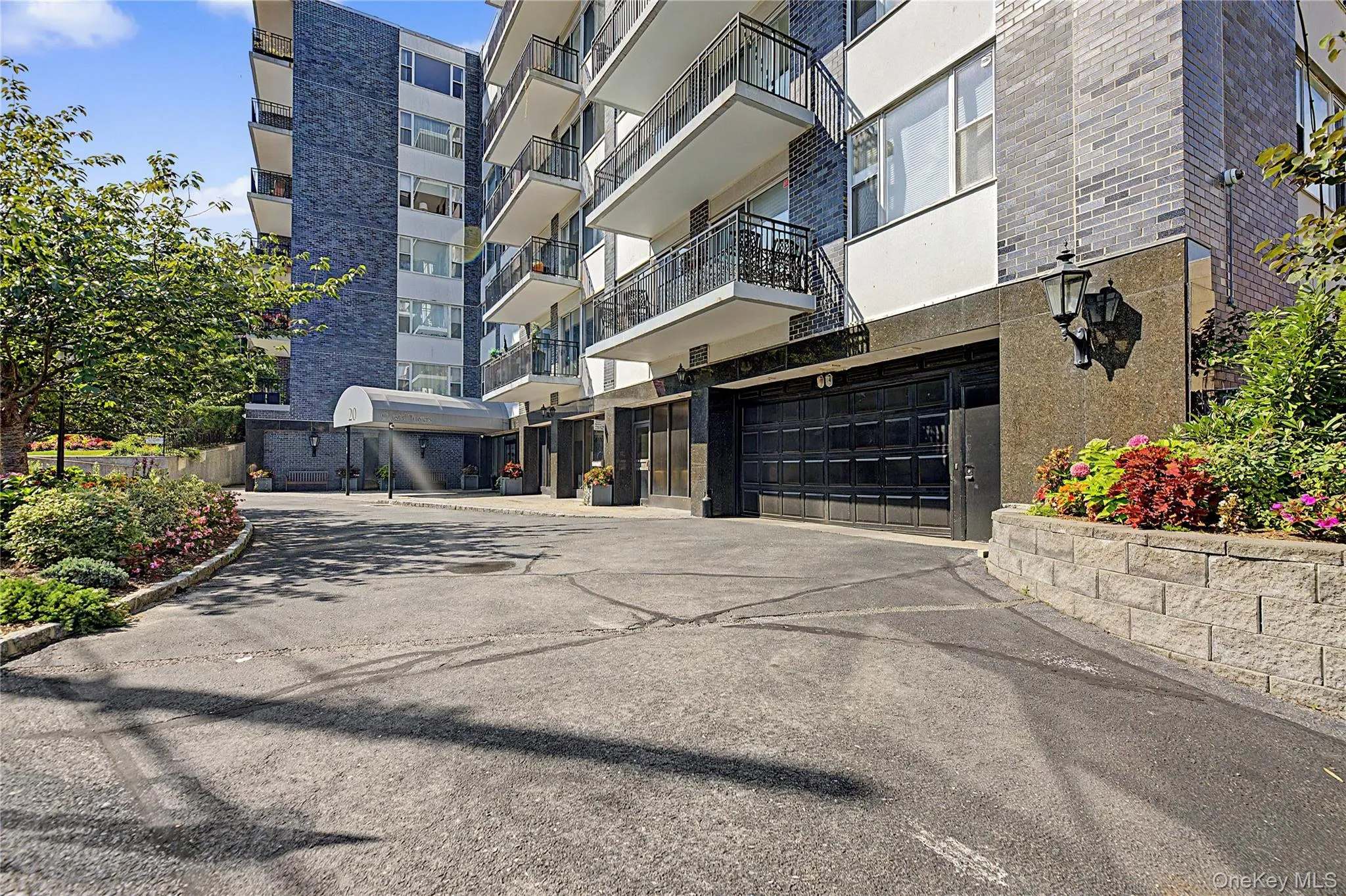 20 Old Mamaroneck Road, White Plains, NY, 2 Bedrooms Bedrooms, 6 Rooms Rooms,2 BathroomsBathrooms,Residential,For Rent,Old Mamaroneck,0,1042784 20 Old Mamaroneck Road, White Plains, NY, 2 Bedrooms Bedrooms, 6 Rooms Rooms,2 BathroomsBathrooms,Residential,For Rent,Old Mamaroneck,0,1042784