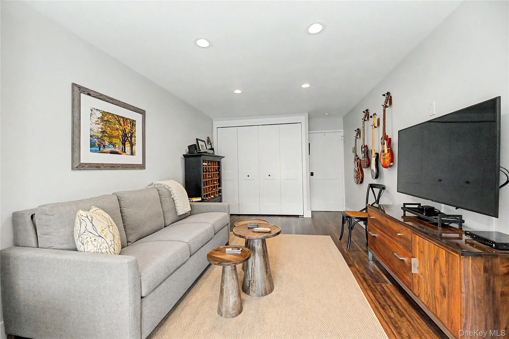 20 Old Mamaroneck Road, White Plains, NY, 2 Bedrooms Bedrooms, 6 Rooms Rooms,2 BathroomsBathrooms,Residential,For Rent,Old Mamaroneck,0,1042784 20 Old Mamaroneck Road, White Plains, NY, 2 Bedrooms Bedrooms, 6 Rooms Rooms,2 BathroomsBathrooms,Residential,For Rent,Old Mamaroneck,0,1042784