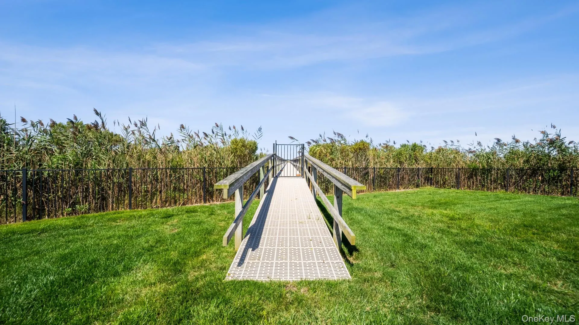 102 & 92 Dune Road, Southampton, NY, 6 Bedrooms Bedrooms, 15 Rooms Rooms,6 BathroomsBathrooms,Residential,For Rent,Dune,0,1042786 102 & 92 Dune Road, Southampton, NY, 6 Bedrooms Bedrooms, 15 Rooms Rooms,6 BathroomsBathrooms,Residential,For Rent,Dune,0,1042786