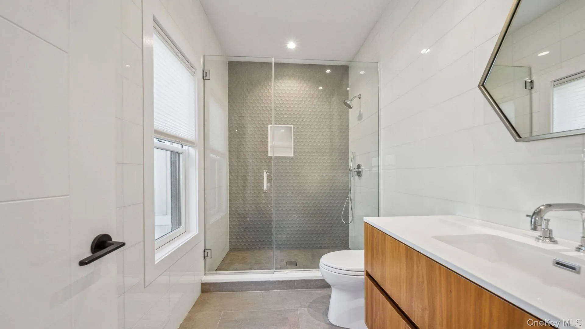 102 & 92 Dune Road, Southampton, NY, 6 Bedrooms Bedrooms, 15 Rooms Rooms,6 BathroomsBathrooms,Residential,For Rent,Dune,0,1042786 102 & 92 Dune Road, Southampton, NY, 6 Bedrooms Bedrooms, 15 Rooms Rooms,6 BathroomsBathrooms,Residential,For Rent,Dune,0,1042786