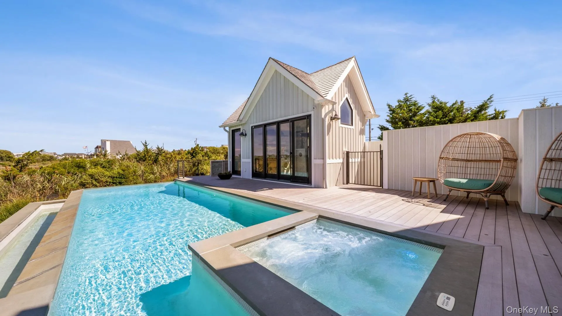 102 & 92 Dune Road, Southampton, NY, 6 Bedrooms Bedrooms, 15 Rooms Rooms,6 BathroomsBathrooms,Residential,For Rent,Dune,0,1042786 102 & 92 Dune Road, Southampton, NY, 6 Bedrooms Bedrooms, 15 Rooms Rooms,6 BathroomsBathrooms,Residential,For Rent,Dune,0,1042786
