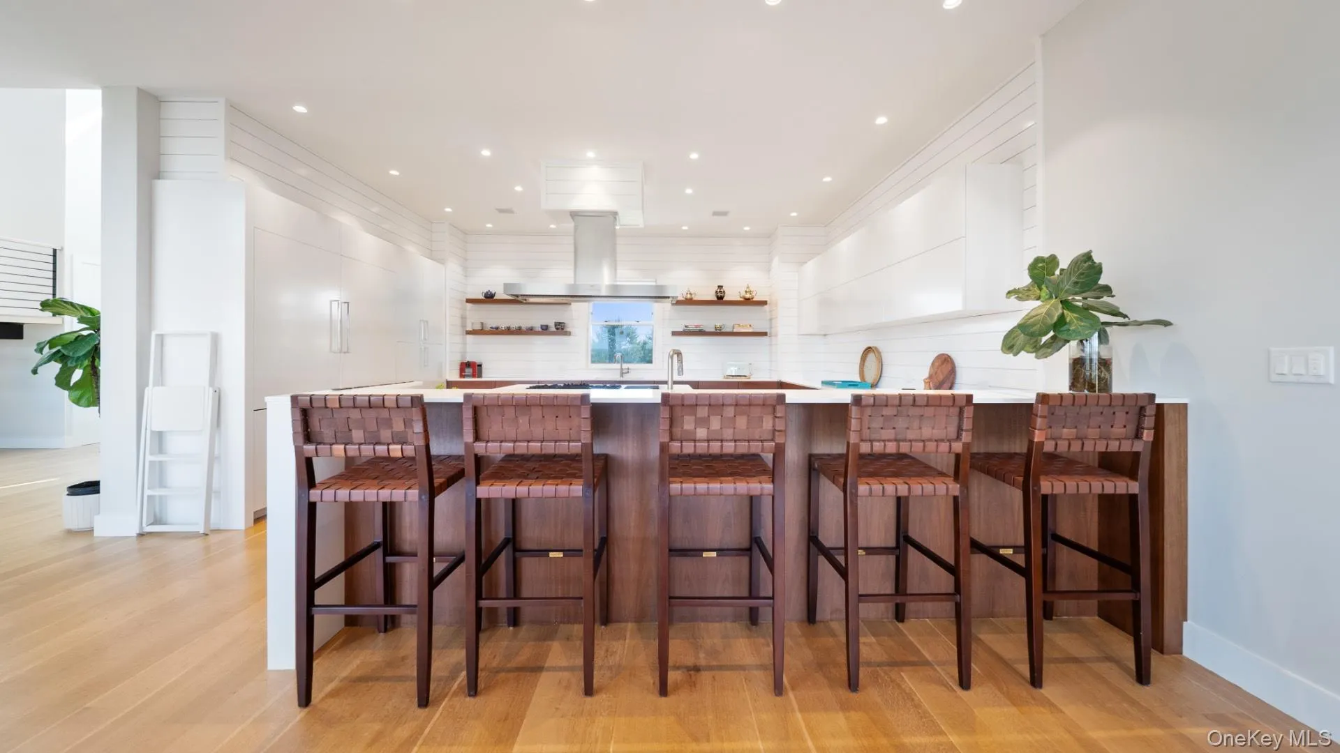 102 & 92 Dune Road, Southampton, NY, 6 Bedrooms Bedrooms, 15 Rooms Rooms,6 BathroomsBathrooms,Residential,For Rent,Dune,0,1042786 102 & 92 Dune Road, Southampton, NY, 6 Bedrooms Bedrooms, 15 Rooms Rooms,6 BathroomsBathrooms,Residential,For Rent,Dune,0,1042786