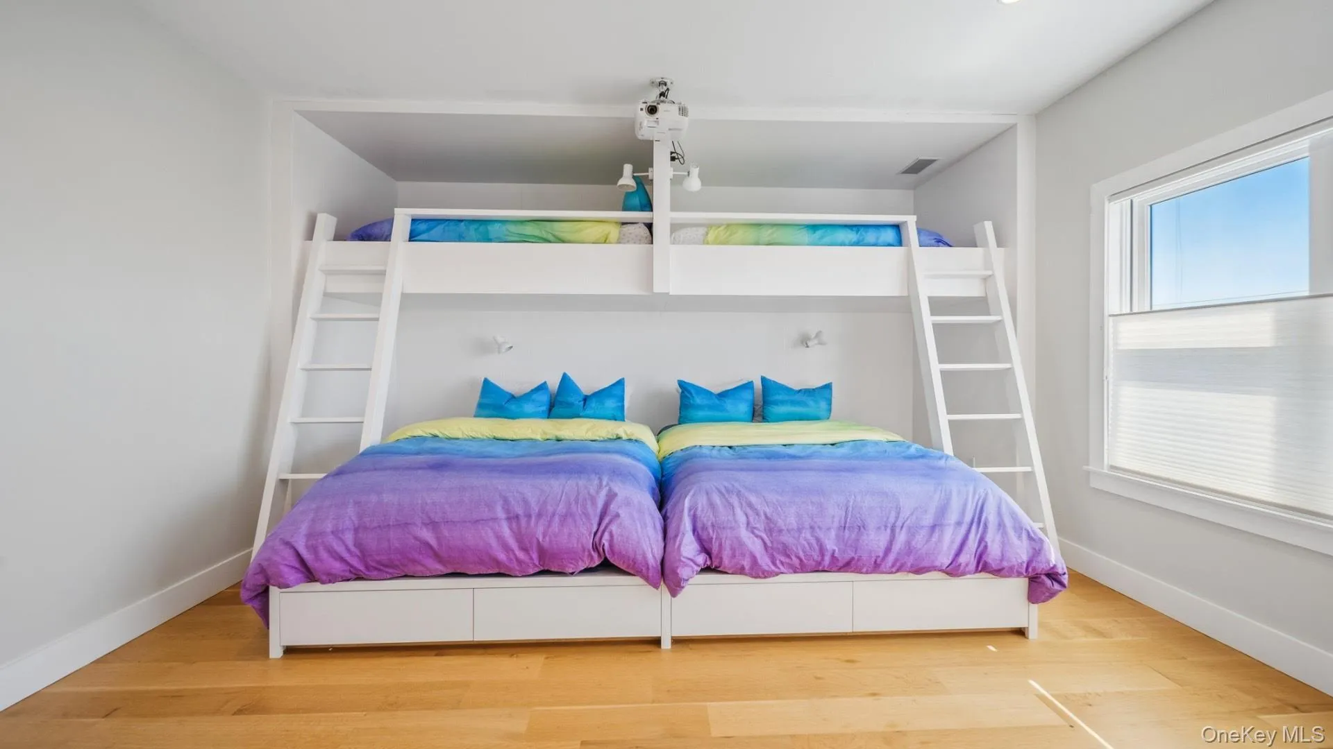 102 & 92 Dune Road, Southampton, NY, 6 Bedrooms Bedrooms, 15 Rooms Rooms,6 BathroomsBathrooms,Residential,For Rent,Dune,0,1042786 102 & 92 Dune Road, Southampton, NY, 6 Bedrooms Bedrooms, 15 Rooms Rooms,6 BathroomsBathrooms,Residential,For Rent,Dune,0,1042786