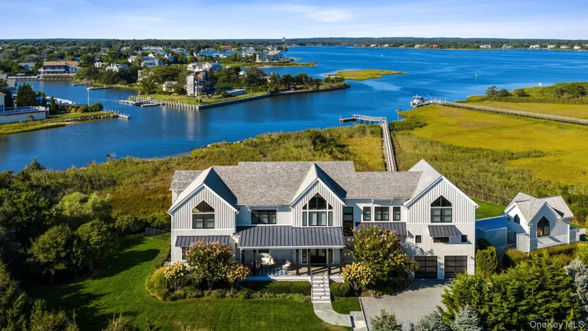 102 & 92 Dune Road, Southampton, New York 11978