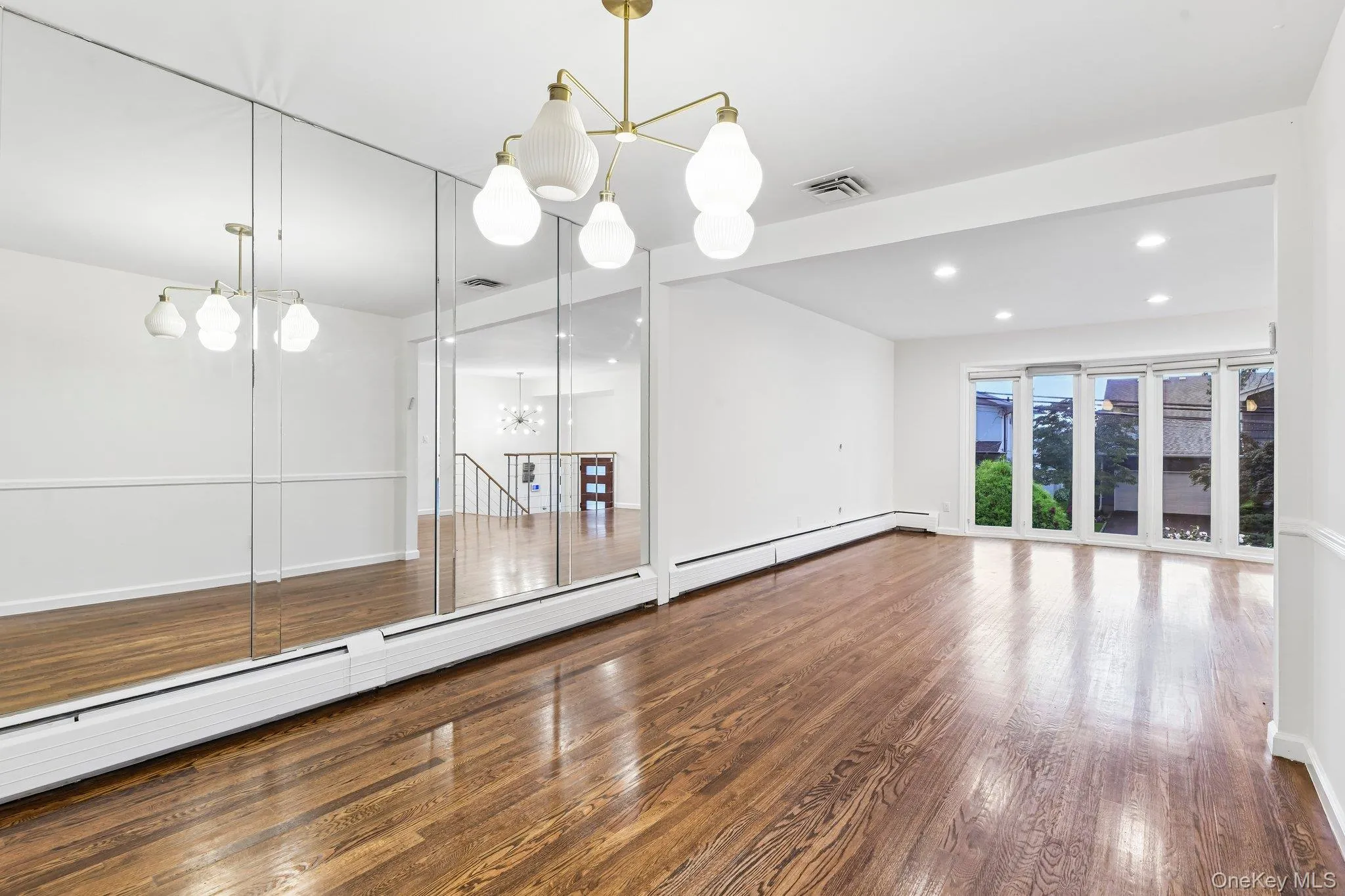 1114 Fordham Lane, Hempstead, NY, 4 Bedrooms Bedrooms, 8 Rooms Rooms,3 BathroomsBathrooms,Residential,For Rent,Fordham,0,1042792 1114 Fordham Lane, Hempstead, NY, 4 Bedrooms Bedrooms, 8 Rooms Rooms,3 BathroomsBathrooms,Residential,For Rent,Fordham,0,1042792
