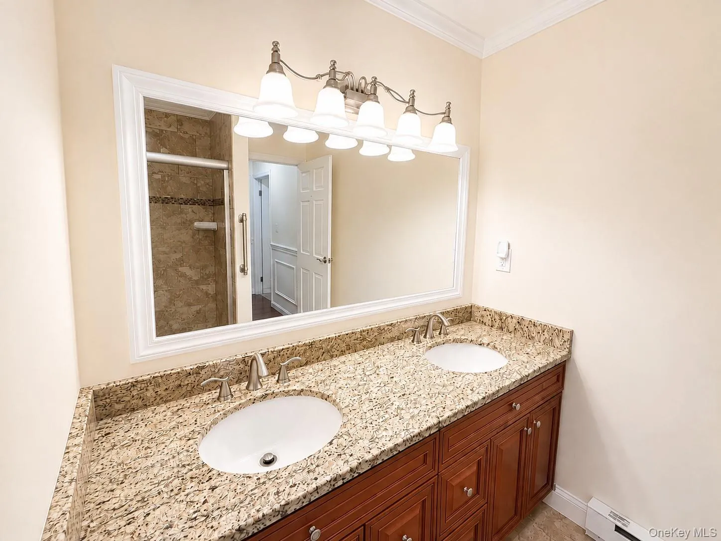 463 B Oldham Court, Brookhaven, NY, 2 Bedrooms Bedrooms, 5 Rooms Rooms,1 BathroomBathrooms,Residential,For Rent,Oldham,0,1042796 463 B Oldham Court, Brookhaven, NY, 2 Bedrooms Bedrooms, 5 Rooms Rooms,1 BathroomBathrooms,Residential,For Rent,Oldham,0,1042796