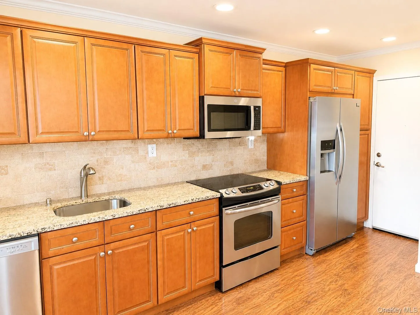 463 B Oldham Court, Brookhaven, NY, 2 Bedrooms Bedrooms, 5 Rooms Rooms,1 BathroomBathrooms,Residential,For Rent,Oldham,0,1042796 463 B Oldham Court, Brookhaven, NY, 2 Bedrooms Bedrooms, 5 Rooms Rooms,1 BathroomBathrooms,Residential,For Rent,Oldham,0,1042796