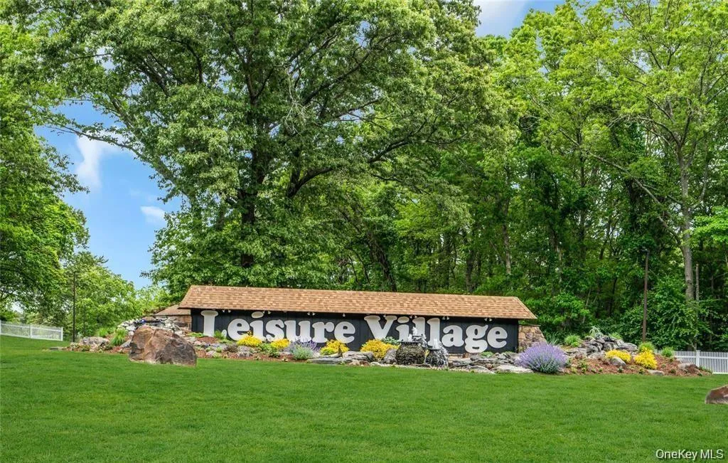 463 B Oldham Court, Brookhaven, NY, 2 Bedrooms Bedrooms, 5 Rooms Rooms,1 BathroomBathrooms,Residential,For Rent,Oldham,0,1042796 463 B Oldham Court, Brookhaven, NY, 2 Bedrooms Bedrooms, 5 Rooms Rooms,1 BathroomBathrooms,Residential,For Rent,Oldham,0,1042796