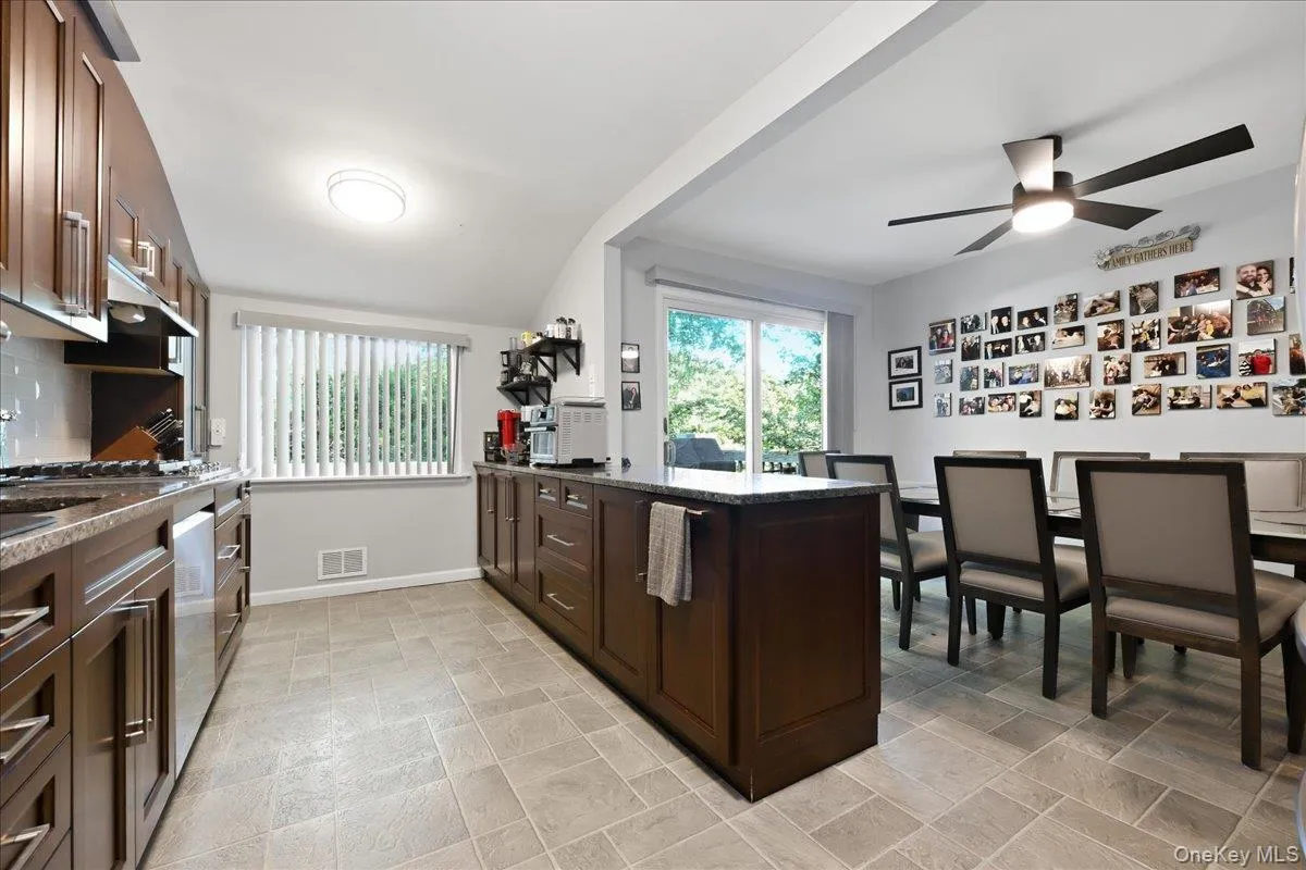 357 Town Line Road, Huntington, NY, 4 Bedrooms Bedrooms, 8 Rooms Rooms,1 BathroomBathrooms,Residential,For Rent,Town Line,0,1042799 357 Town Line Road, Huntington, NY, 4 Bedrooms Bedrooms, 8 Rooms Rooms,1 BathroomBathrooms,Residential,For Rent,Town Line,0,1042799
